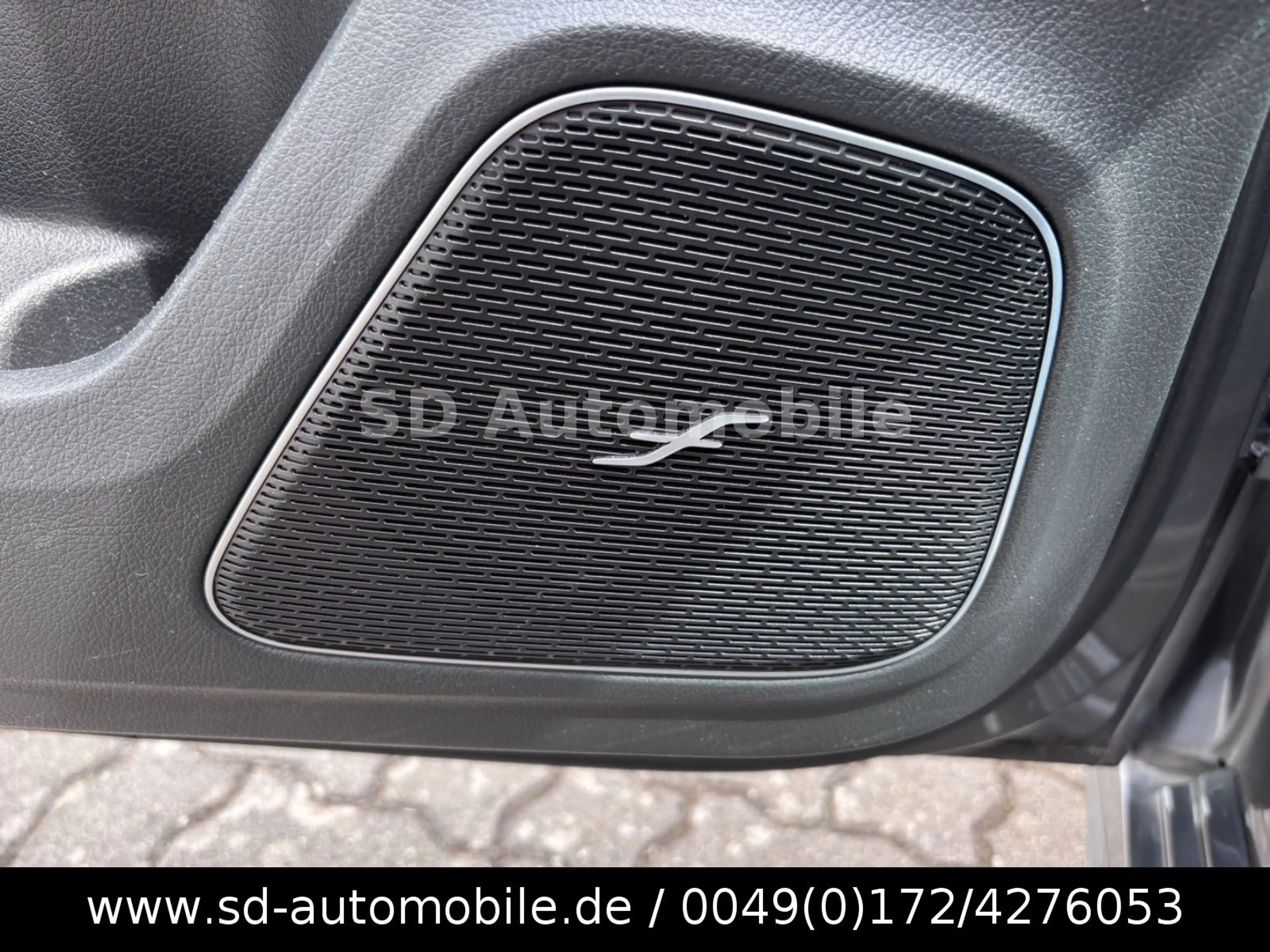 Mercedes-Benz A 220 D AMG-LINE+AHK+ACC+HEAD-UP+BURMESTER — photo 8