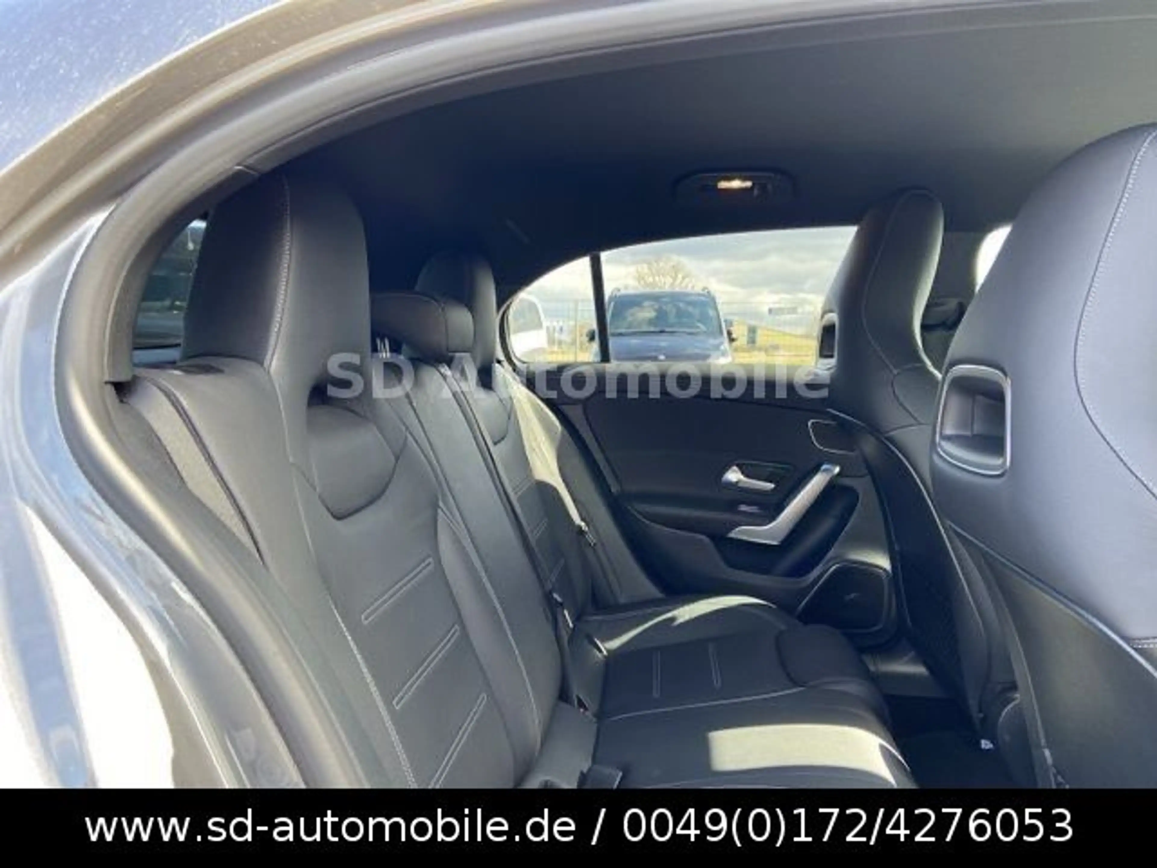 Mercedes-Benz A 220 D AMG-LINE+AHK+ACC+HEAD-UP+BURMESTER — photo 11