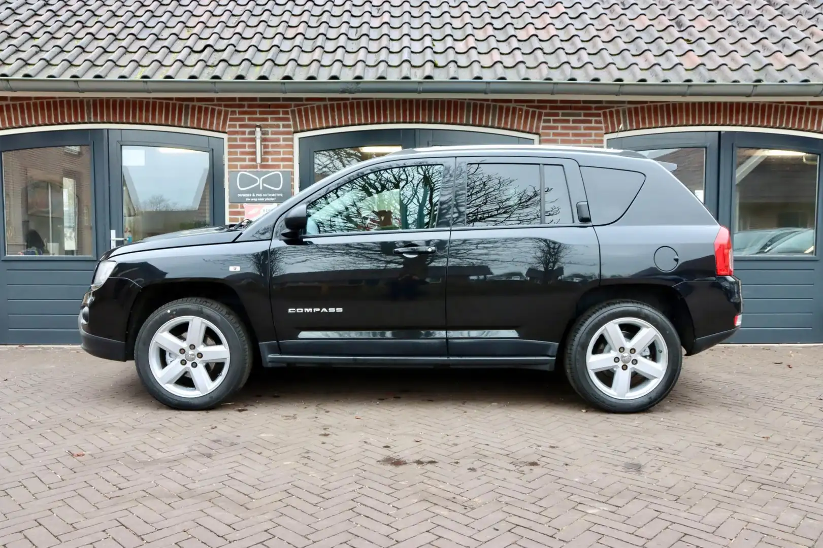 Jeep Compass 2.4 Limited 4WD | LEER | AIRCO | CRUISE || TREKHAA - 2