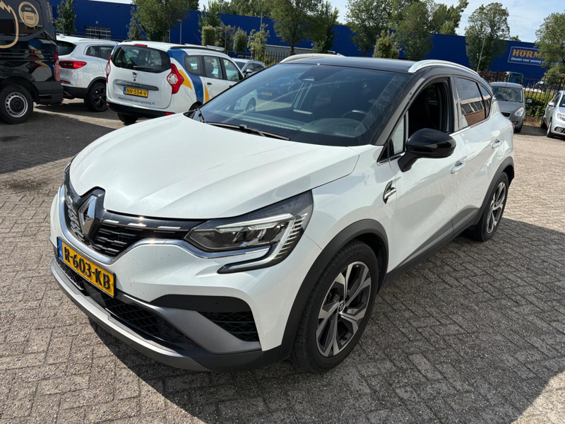 Renault Captur E-Tech Plug-in Hybrid 160 R.S. Line | Trekhaak | S — photo 2