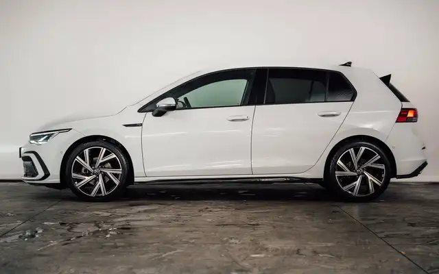 Volkswagen Golf view 2