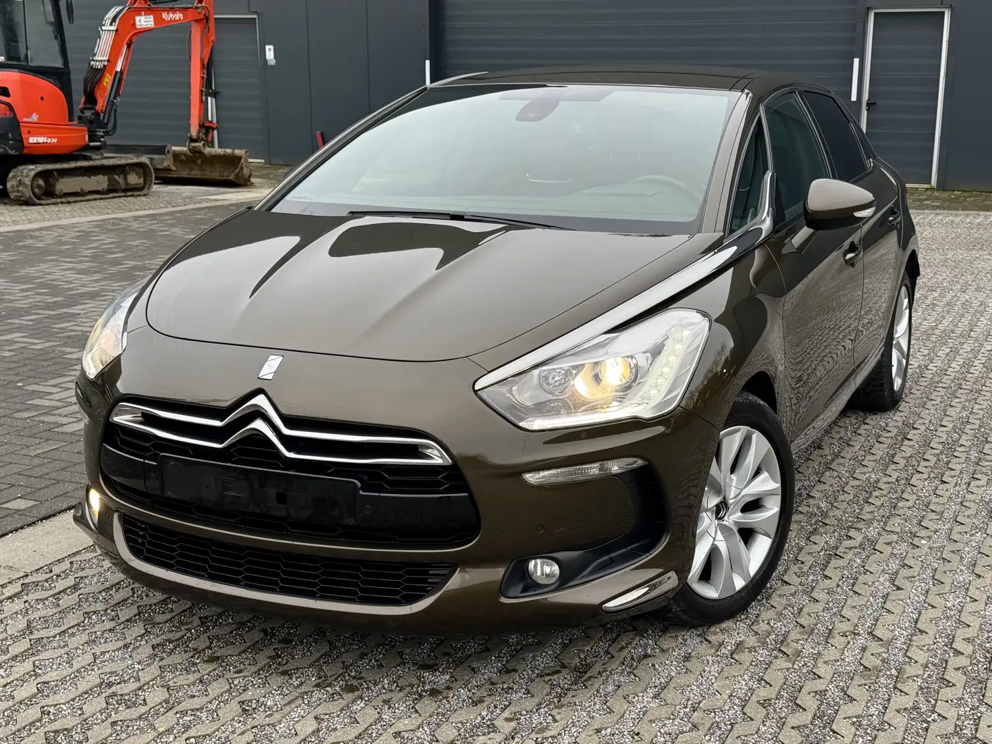 DS Automobiles DS 5 2.0 BlueHDi Business GPS&Leather (Fleet) - 1