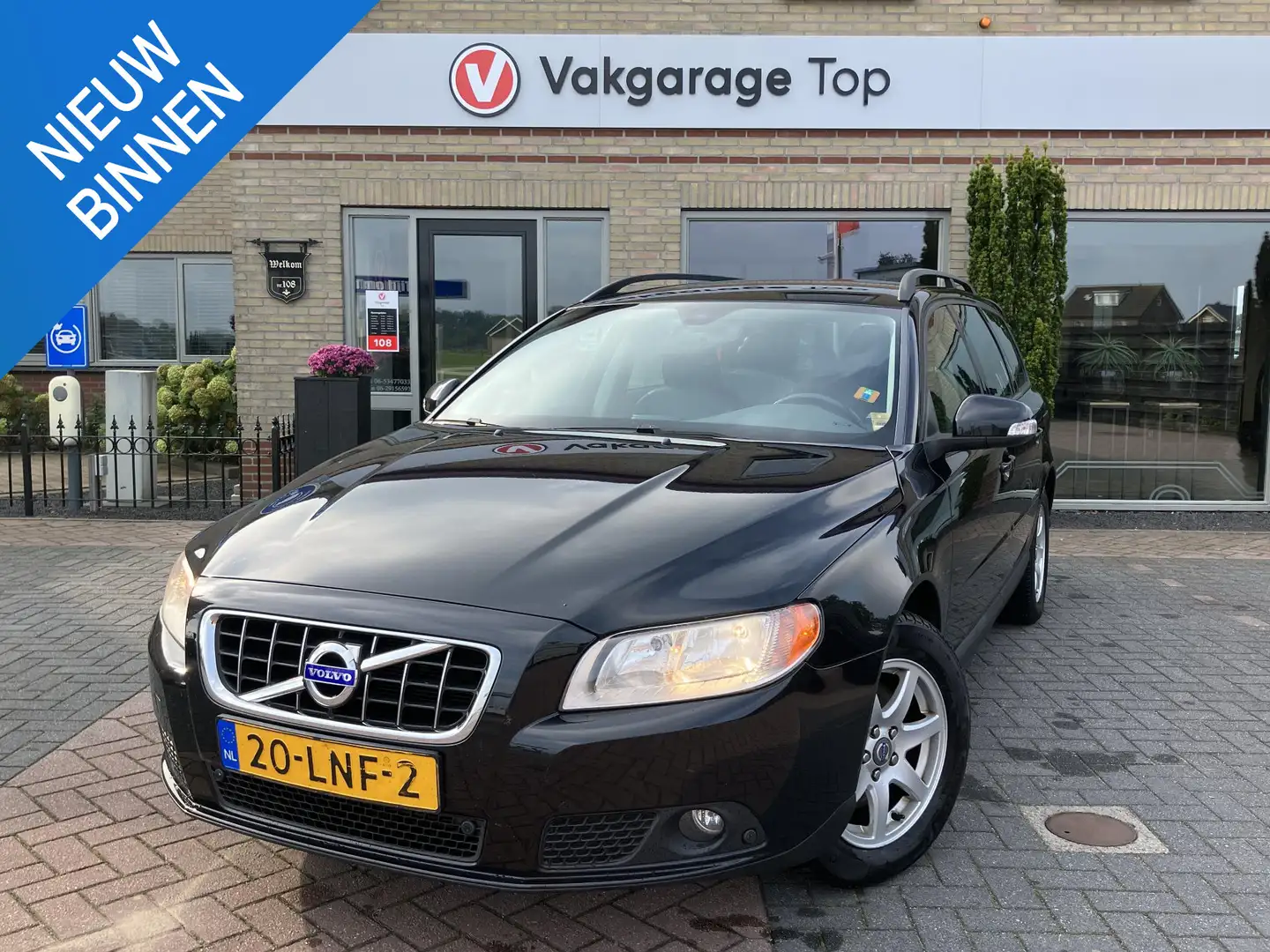 Volvo V70 2.0D | Leder | Trekhaak | Export Schwarz - 1