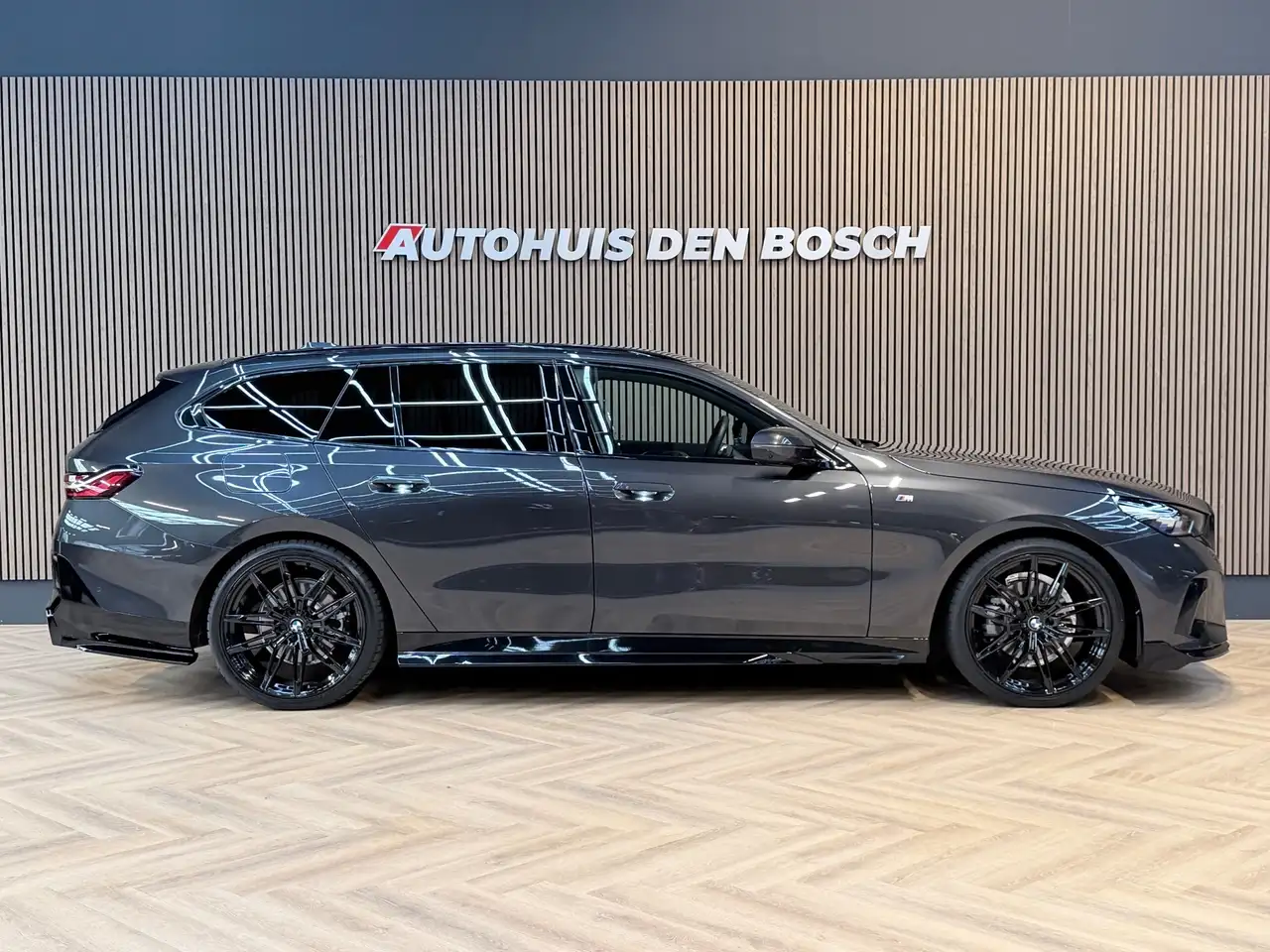 BMW 520 5-serie Touring 520i M Sport Pro - Pano - HK - Mem 4