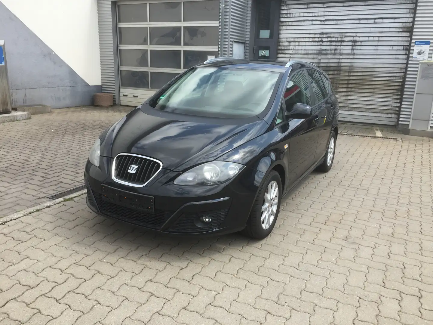 SEAT Altea XL 1.4 TSI  KLIMA NAVI AHK FEST PREIS Černá - 2