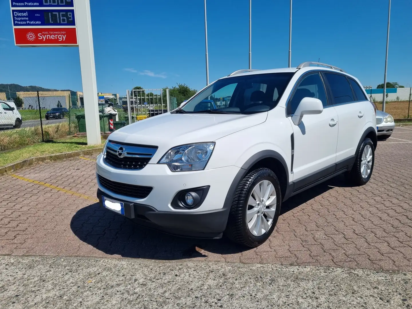 Opel Antara Antara 2011 2.4 16v Cosmo Plus navi 2rm 167cv Bianco - 1