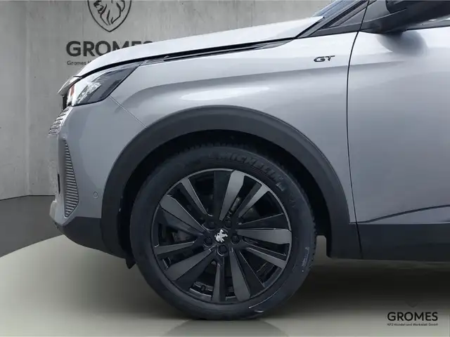 Peugeot 3008 view 11