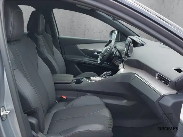 Peugeot 3008 view 13