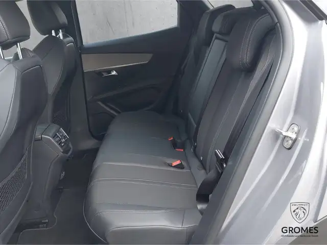Peugeot 3008 view 8