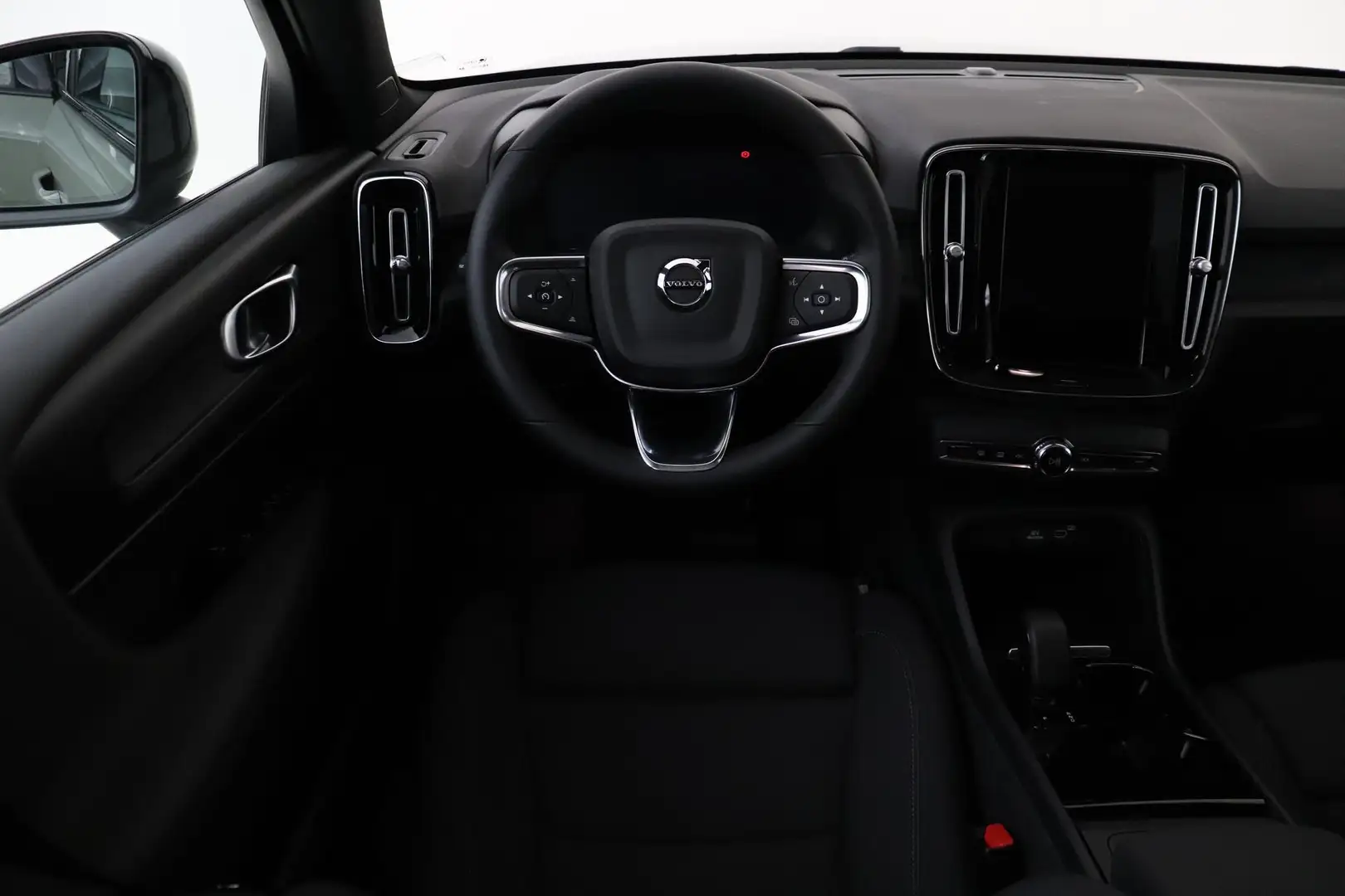 Volvo C40 SINGLE MOTOR PLUS 69 kWh -PANO.DAK|20"|GETINT.GLAS Verde - 2