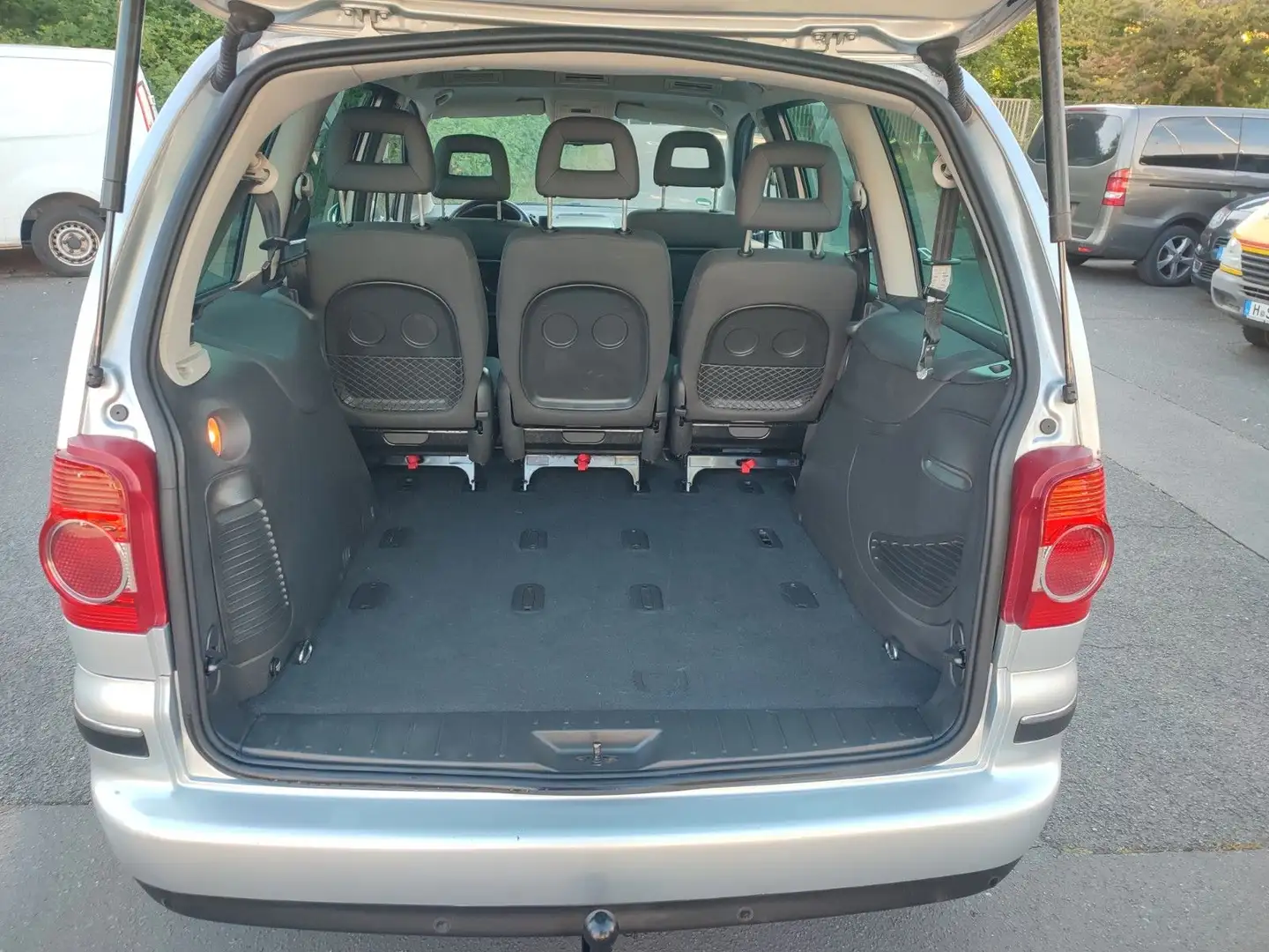 Volkswagen Sharan VW,Sharan 2,0TDI,7 sitze, Navi Anhängerkupplung Argent - 2