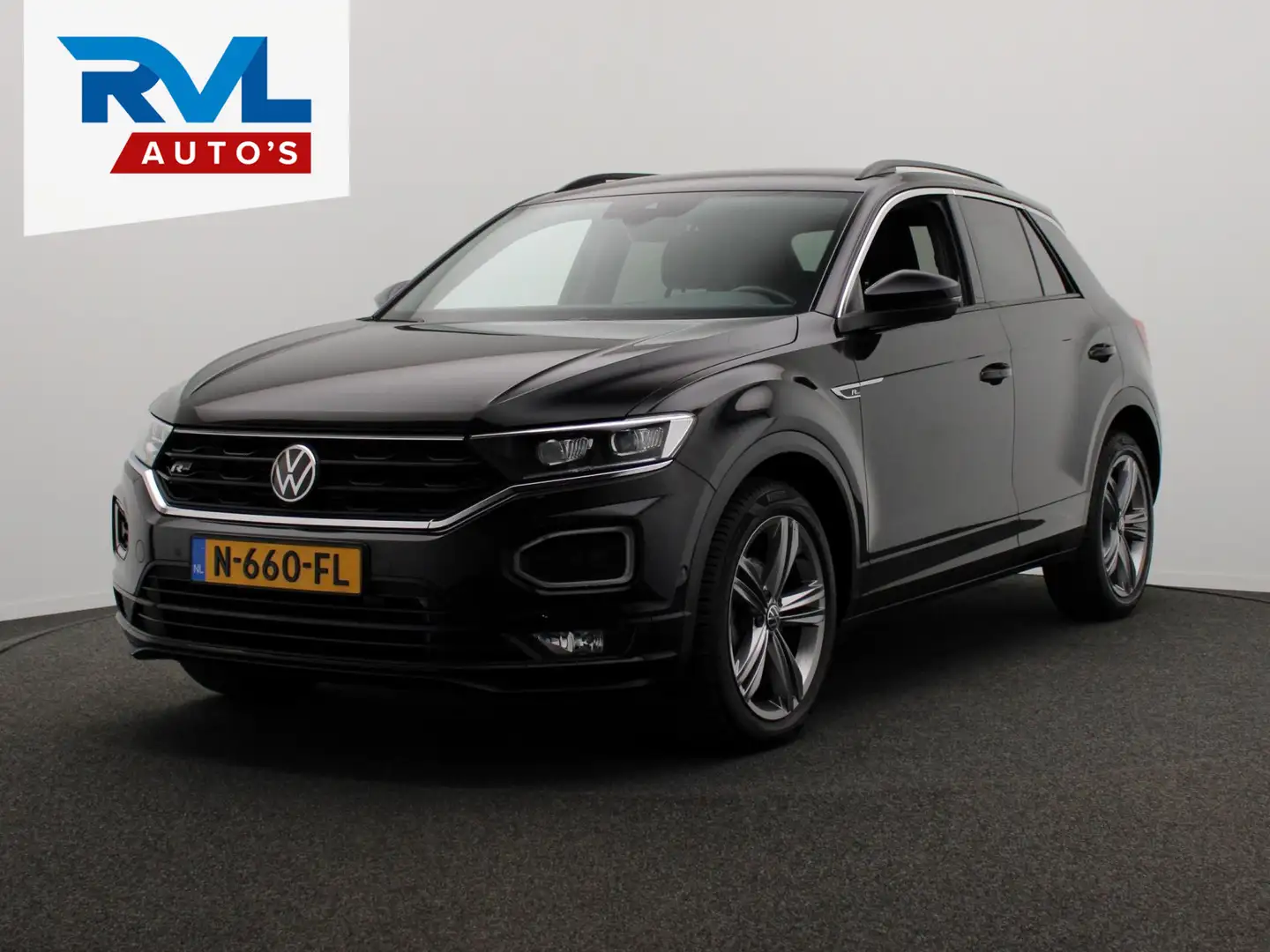 Volkswagen T-Roc 1.5 TSI Sport Business * R-Line * Carplay Adaptive Zwart - 1