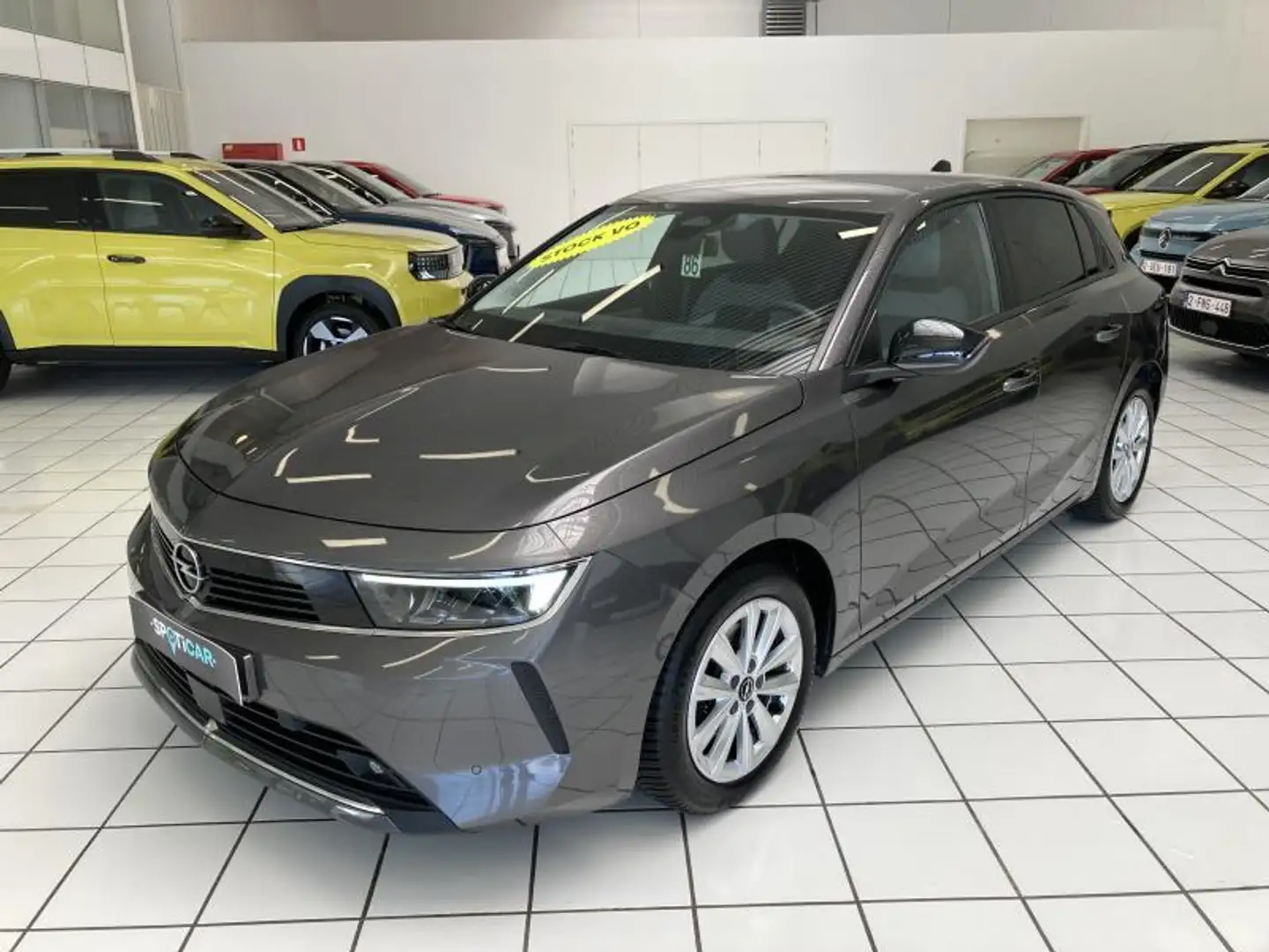 Opel Astra *** Boite auto *** Grau - 1
