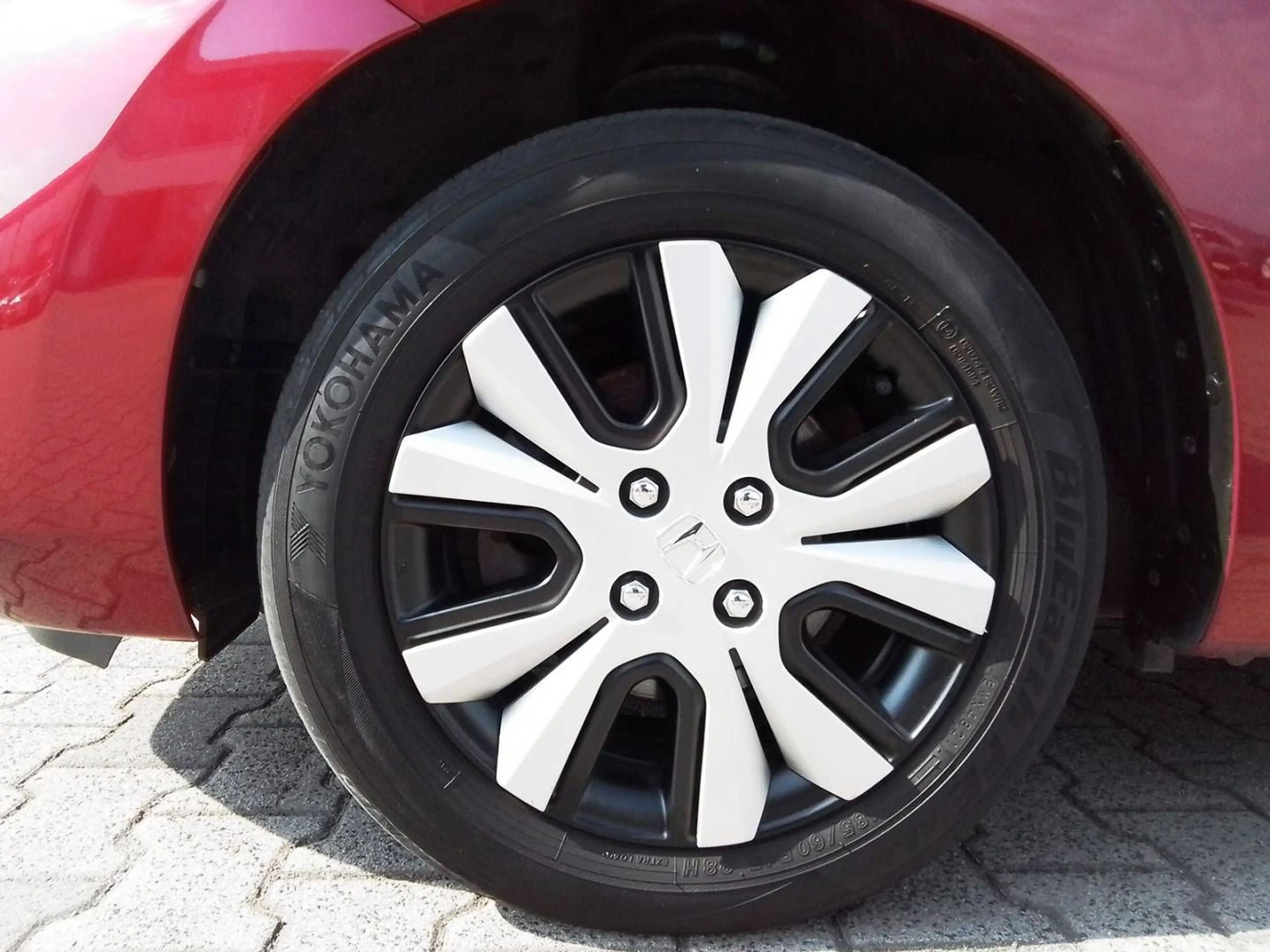 Honda Jazz Hybrid 1.5 e CVT Elegance — photo 6