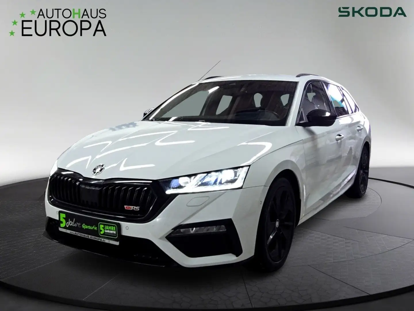 Skoda Octavia Combi 2.0 TSI DSG RS First Edition ACC Matrix Navi Weiß - 1