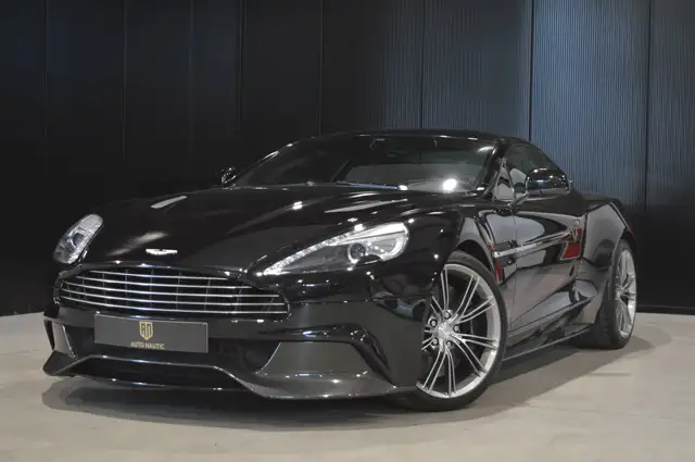 Aston Martin Vanquish coupé 5.9i V12 Touchtronic - Aston service - Carbon