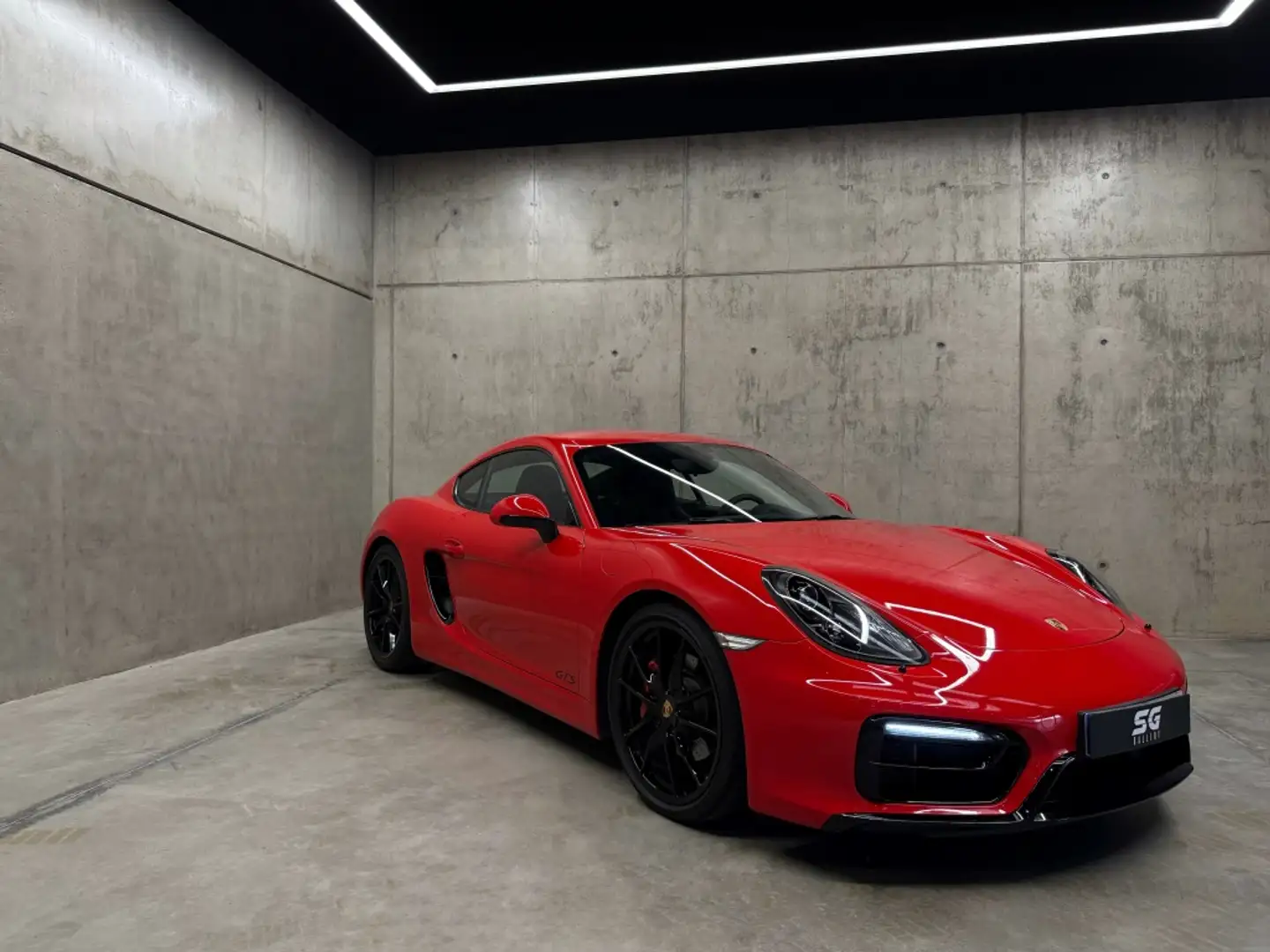 Porsche Cayman GTS PDK Rojo - 1