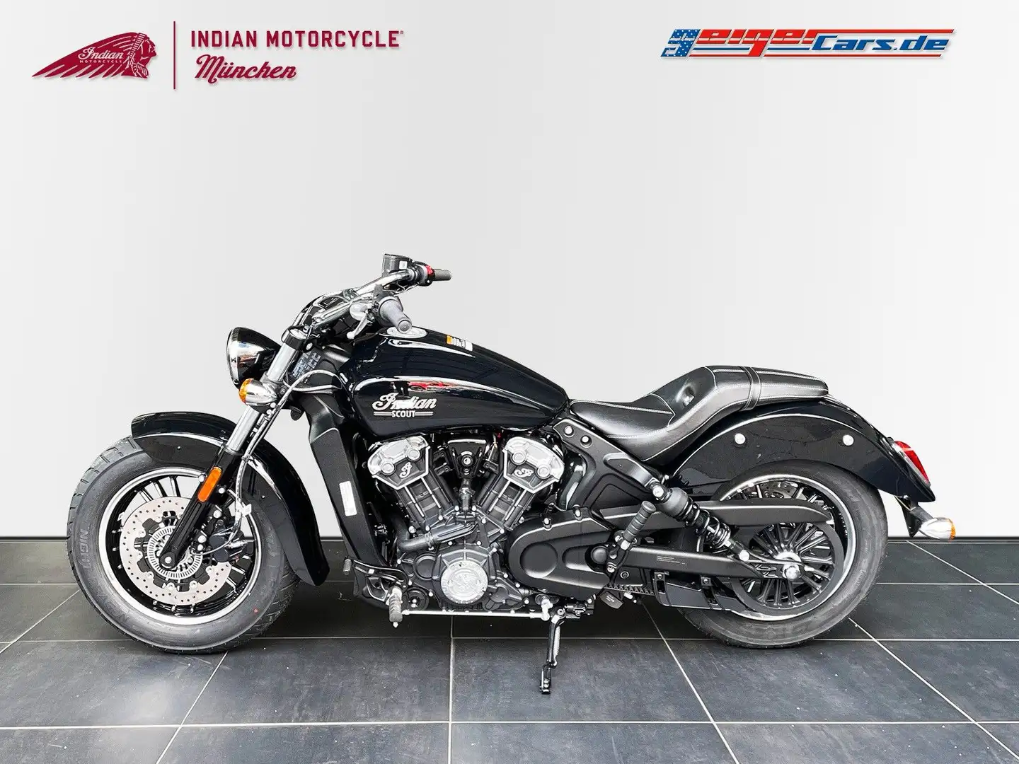 Indian Scout Negro - 2