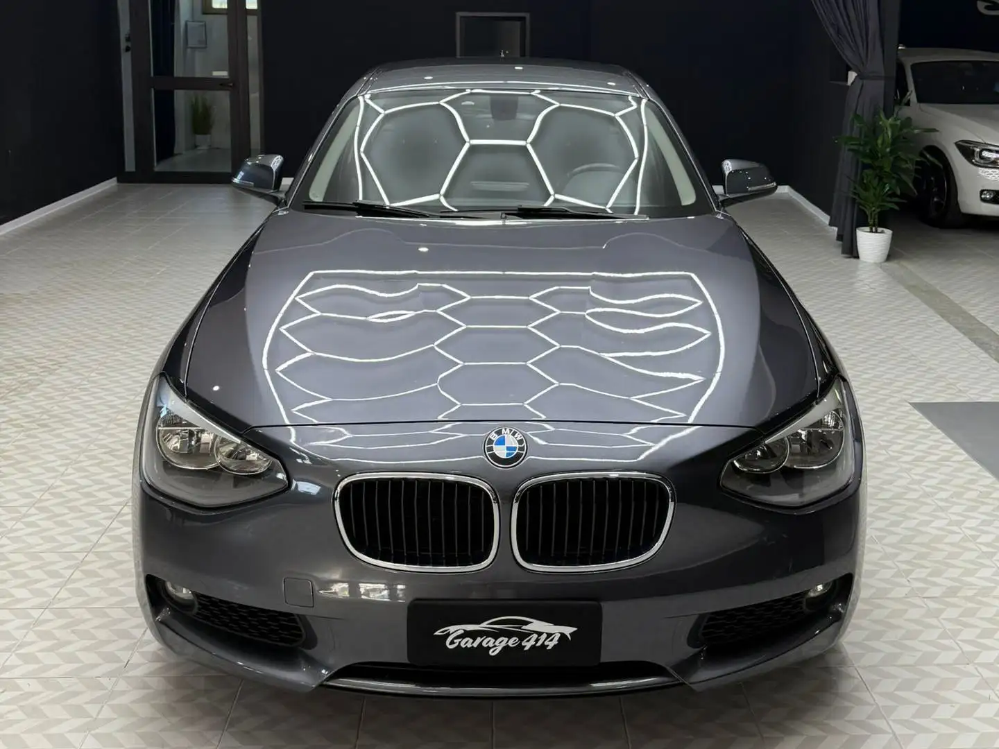BMW 120 Grau - 2