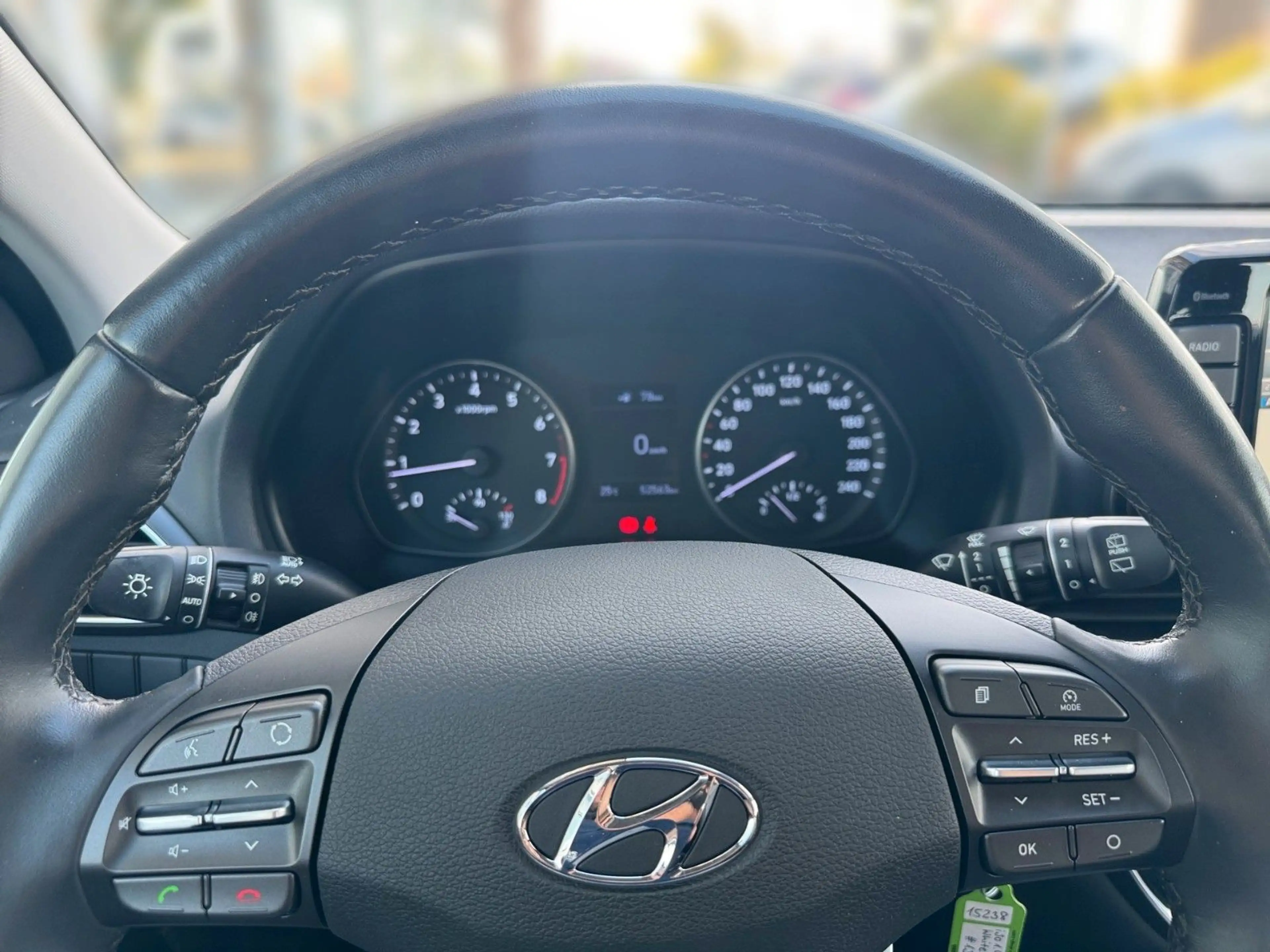 Hyundai i30 1.4 SOKO NAVI  KAMERA SHZ APP PDC — photo 9