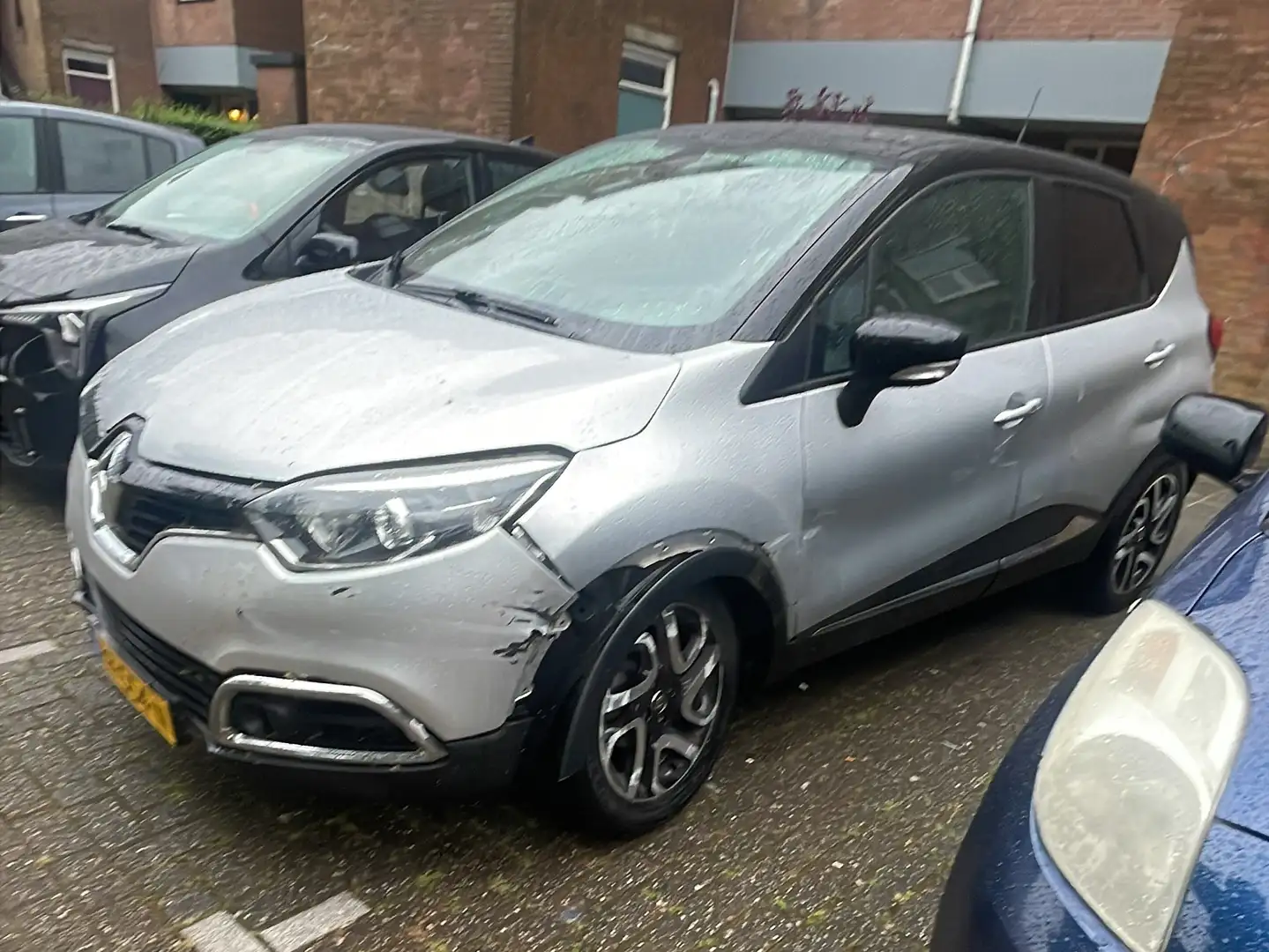 Renault Captur Captur 0.9 TCe Dynamique Grijs - 1