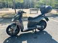 Aprilia Sportcity 250 Scooter Aprilia Sportcity de 250cc en color gris. - thumbnail 1