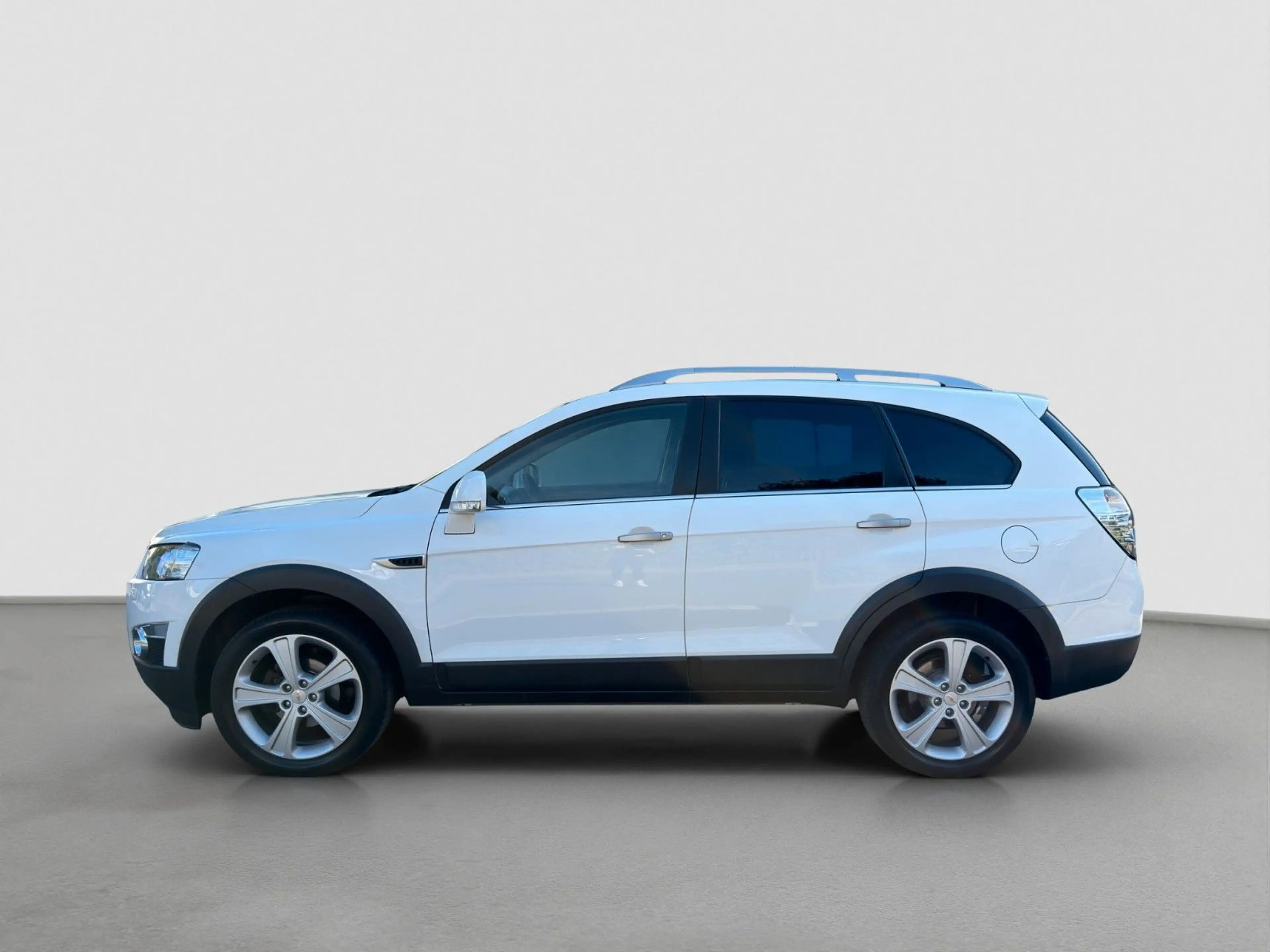 Chevrolet Captiva 2.2 DLTZ 4WD*Aut.*Navi*Leder*SHZ*PDC*Tem — photo 4