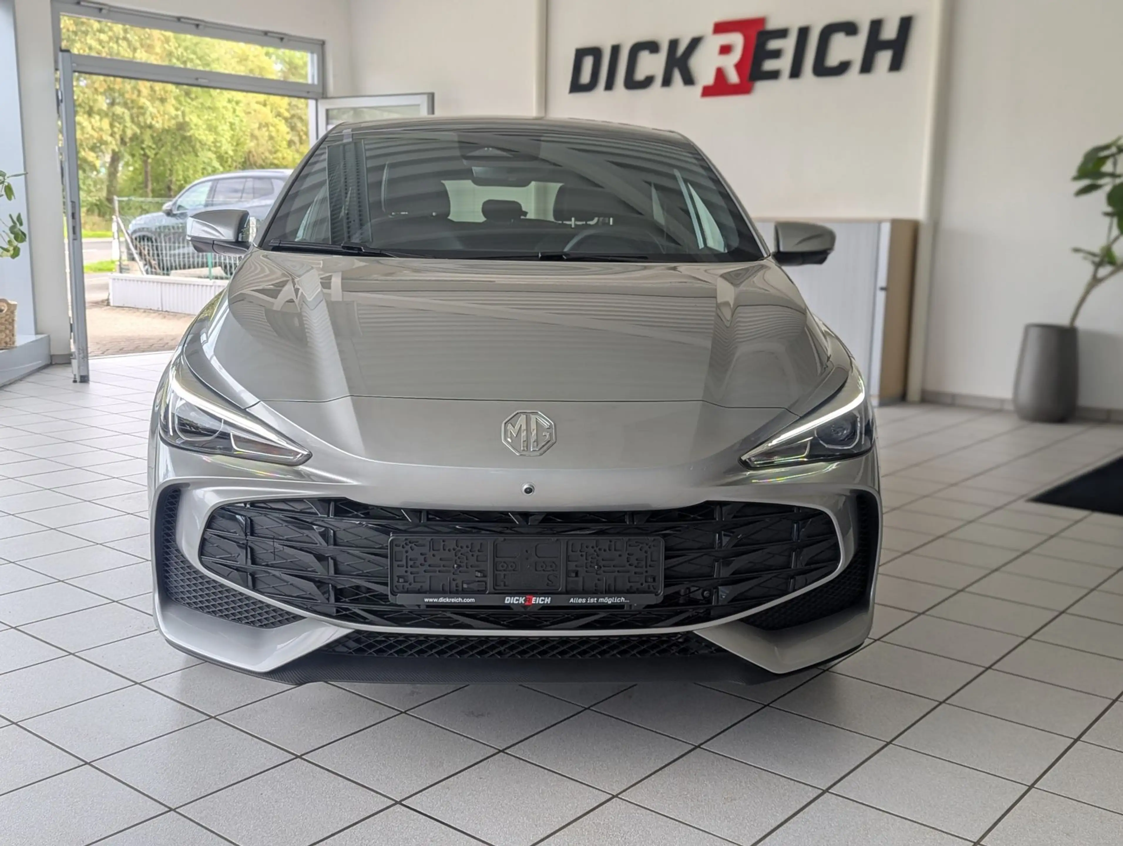 MG MG3 1.5 Hybrid+ Luxury LED 360° Navi ACC 16" — photo 2