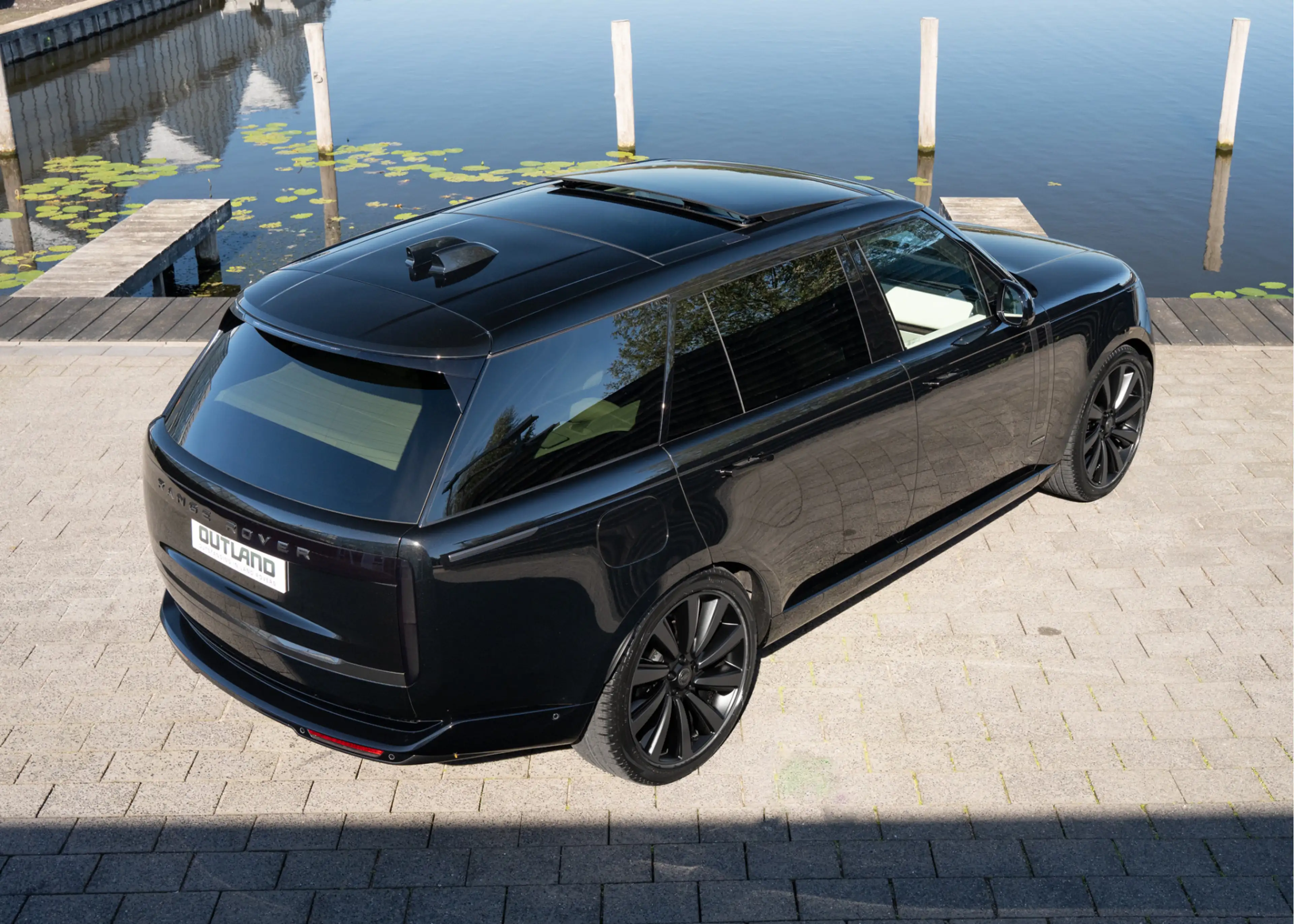 Land Rover Range Rover P460e LWB Autobiography | NP. € 202.237 | 23" inch — photo 5