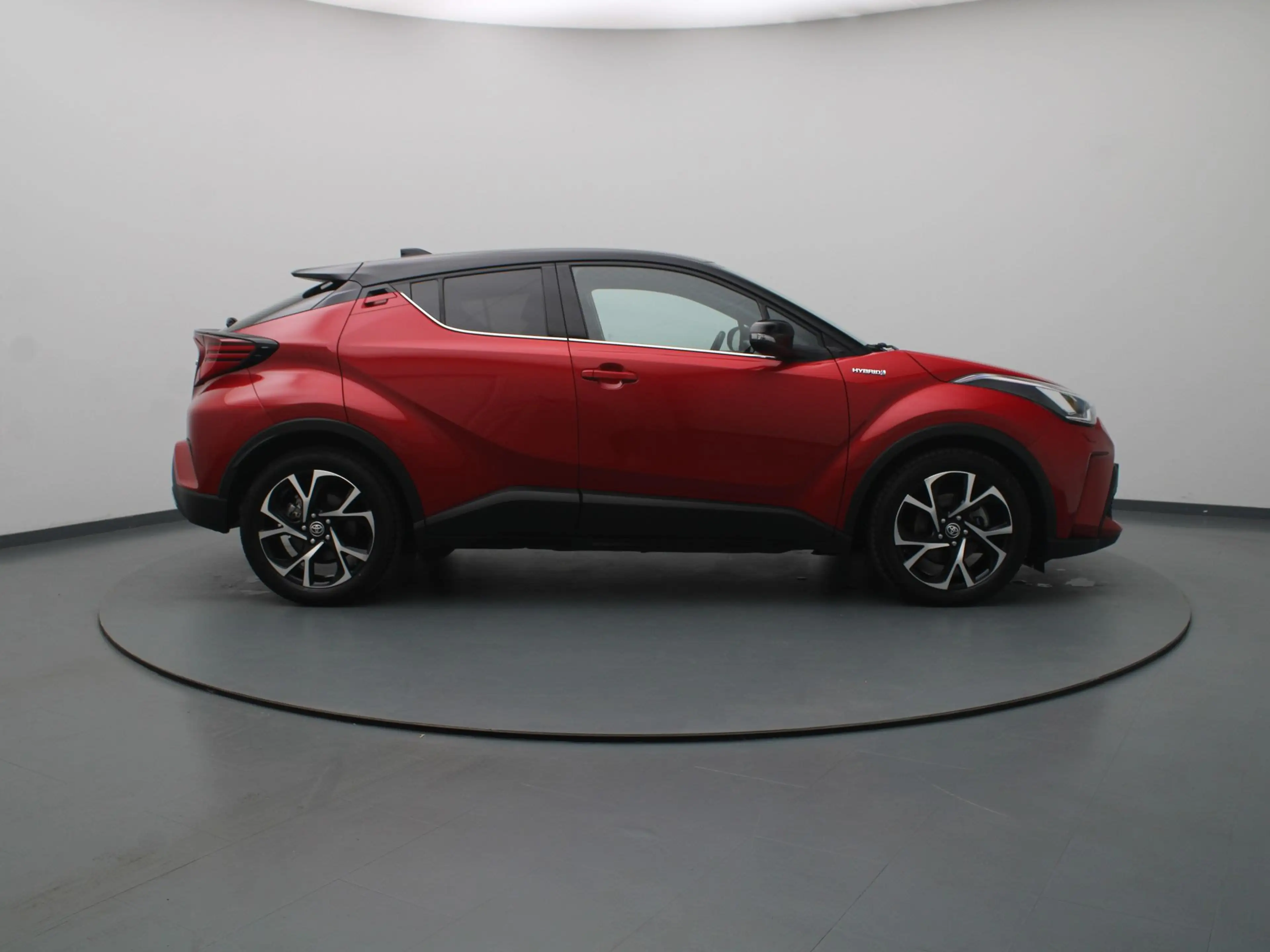 Toyota C-HR 183pk Hybrid Bi-Tone Apple Carplay/Android Auto | — photo 24