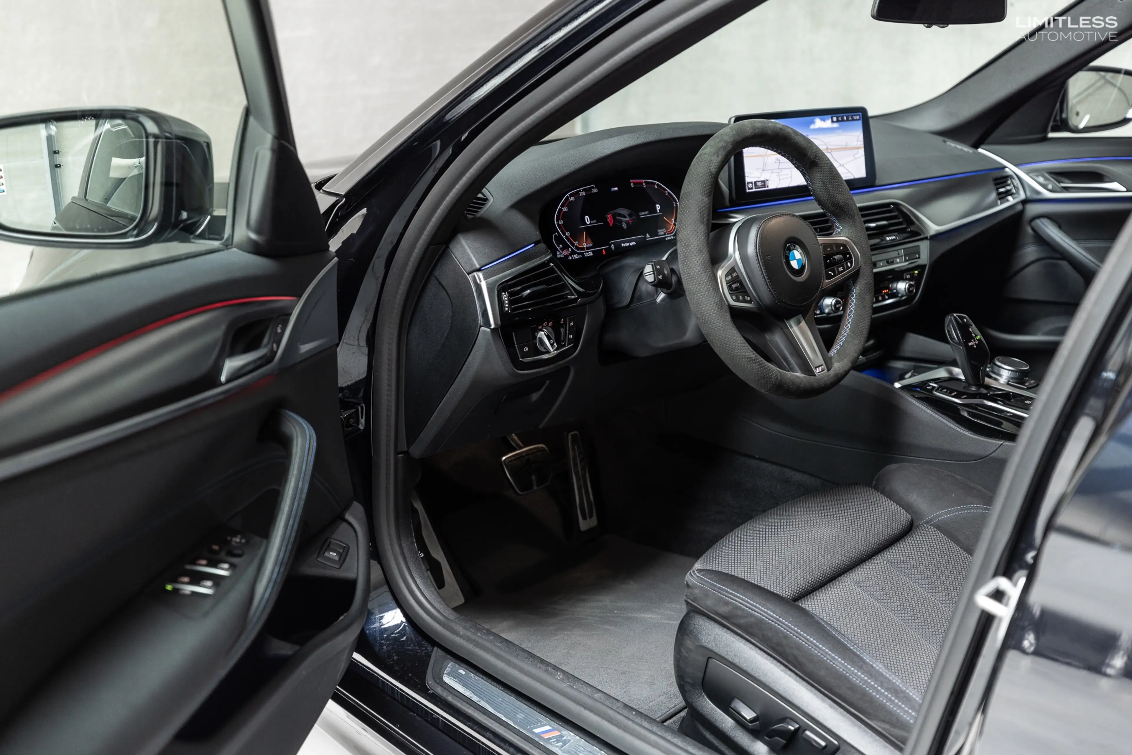 BMW 518 d Touring | M Sport / LED / NAVI / CAM / VAT — photo 9