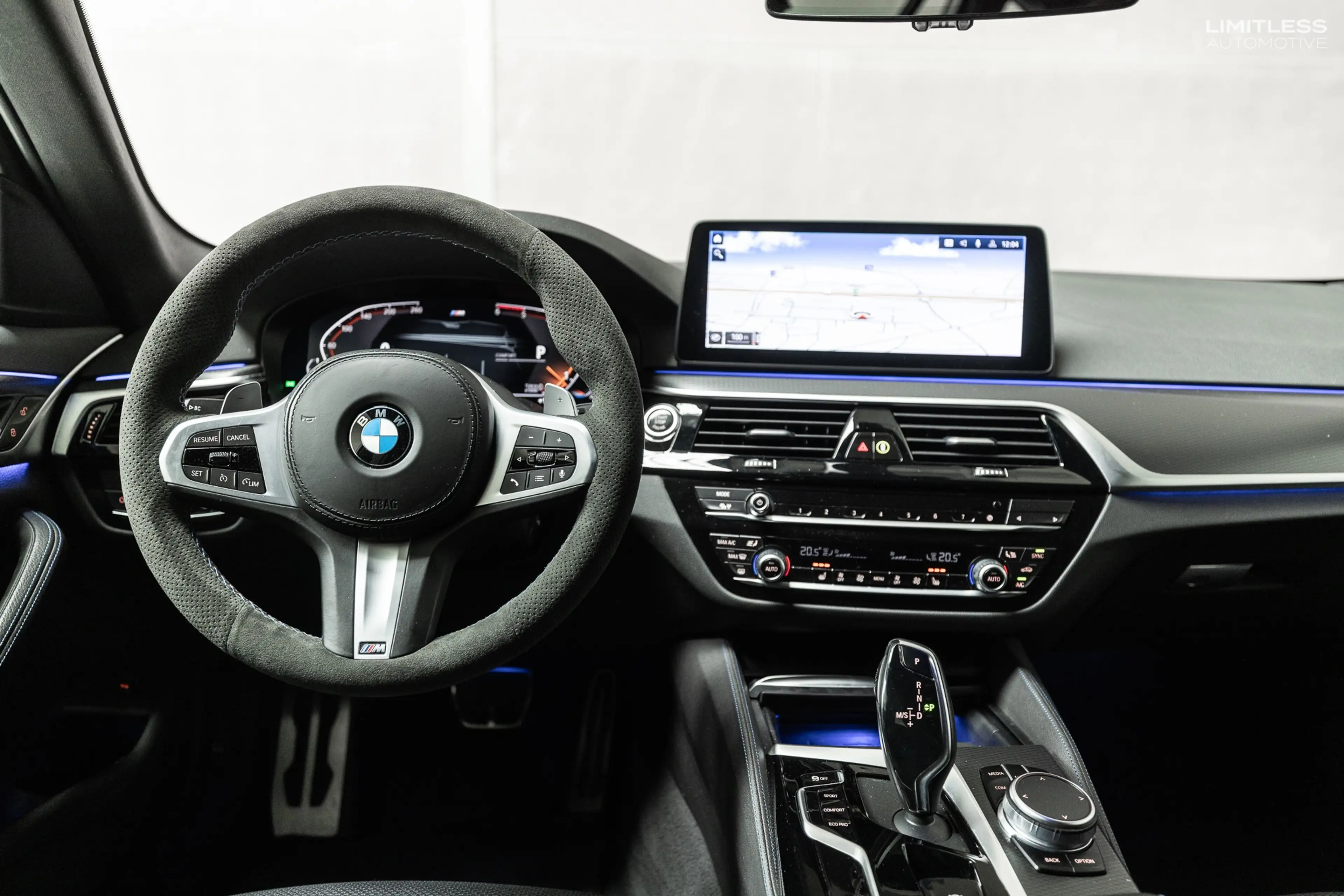 BMW 518 d Touring | M Sport / LED / NAVI / CAM / VAT — photo 12