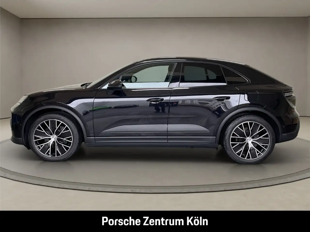 Porsche Macan 4 Surround-View BOSE Luftfederung 21-Zoll 2