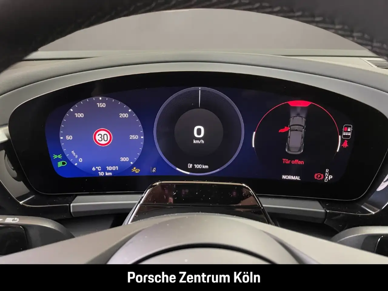 Porsche Macan 4 Surround-View BOSE Luftfederung 21-Zoll 16