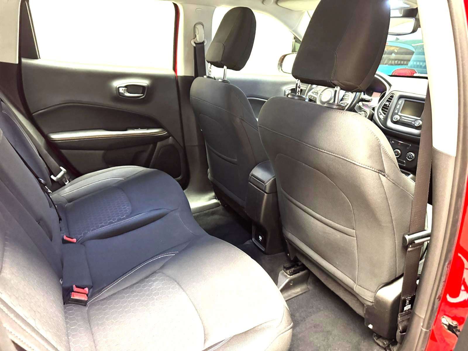 Jeep Compass - Immagine 12