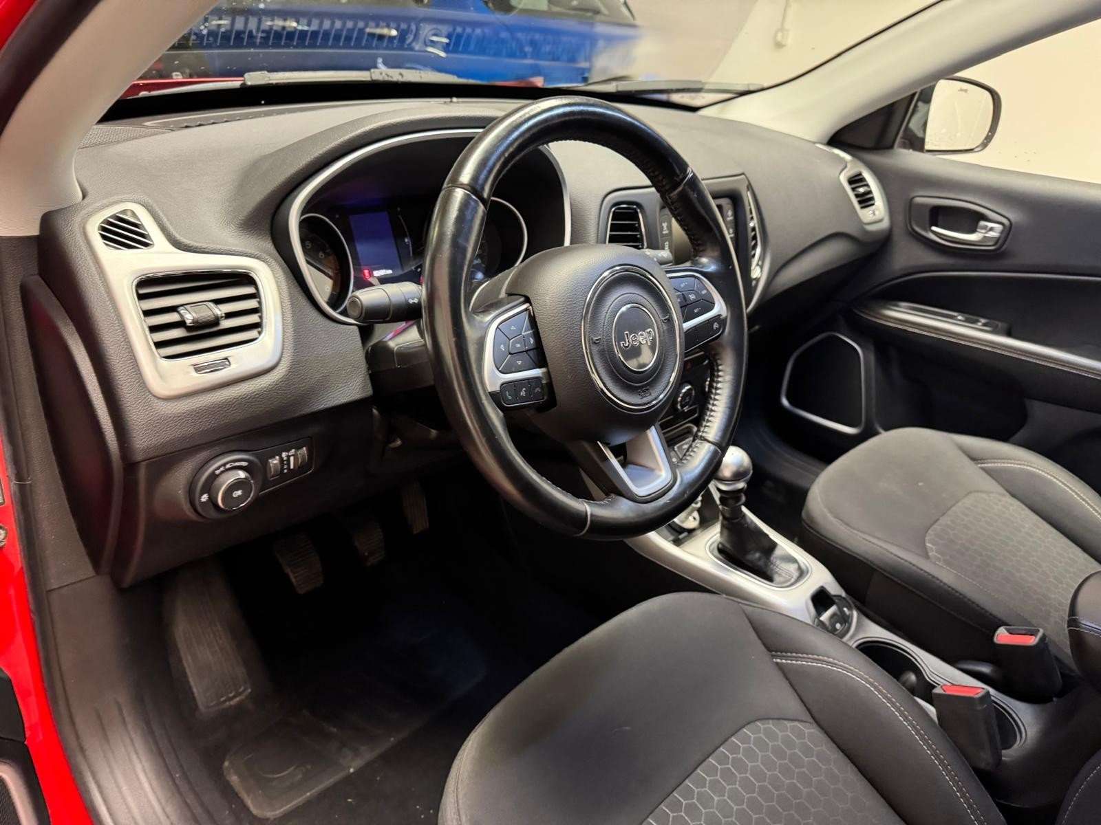 Jeep Compass - Immagine 8