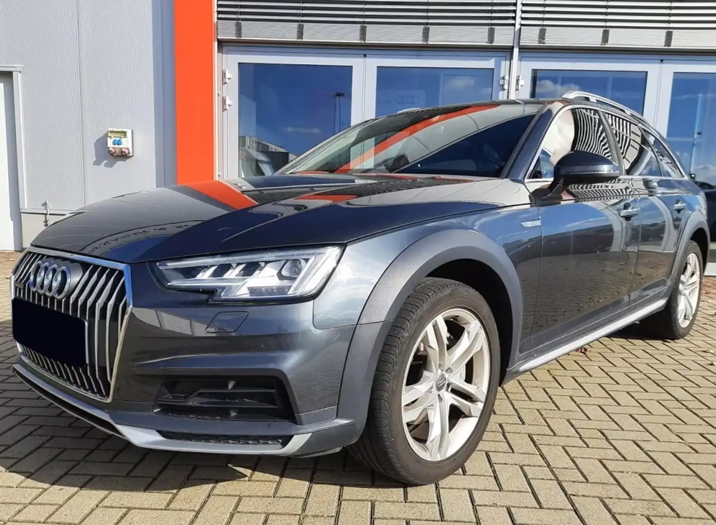 Audi A4 allroad A4 Allroad 2.0 tdi Advanced 190c s-tronic Gris - 1