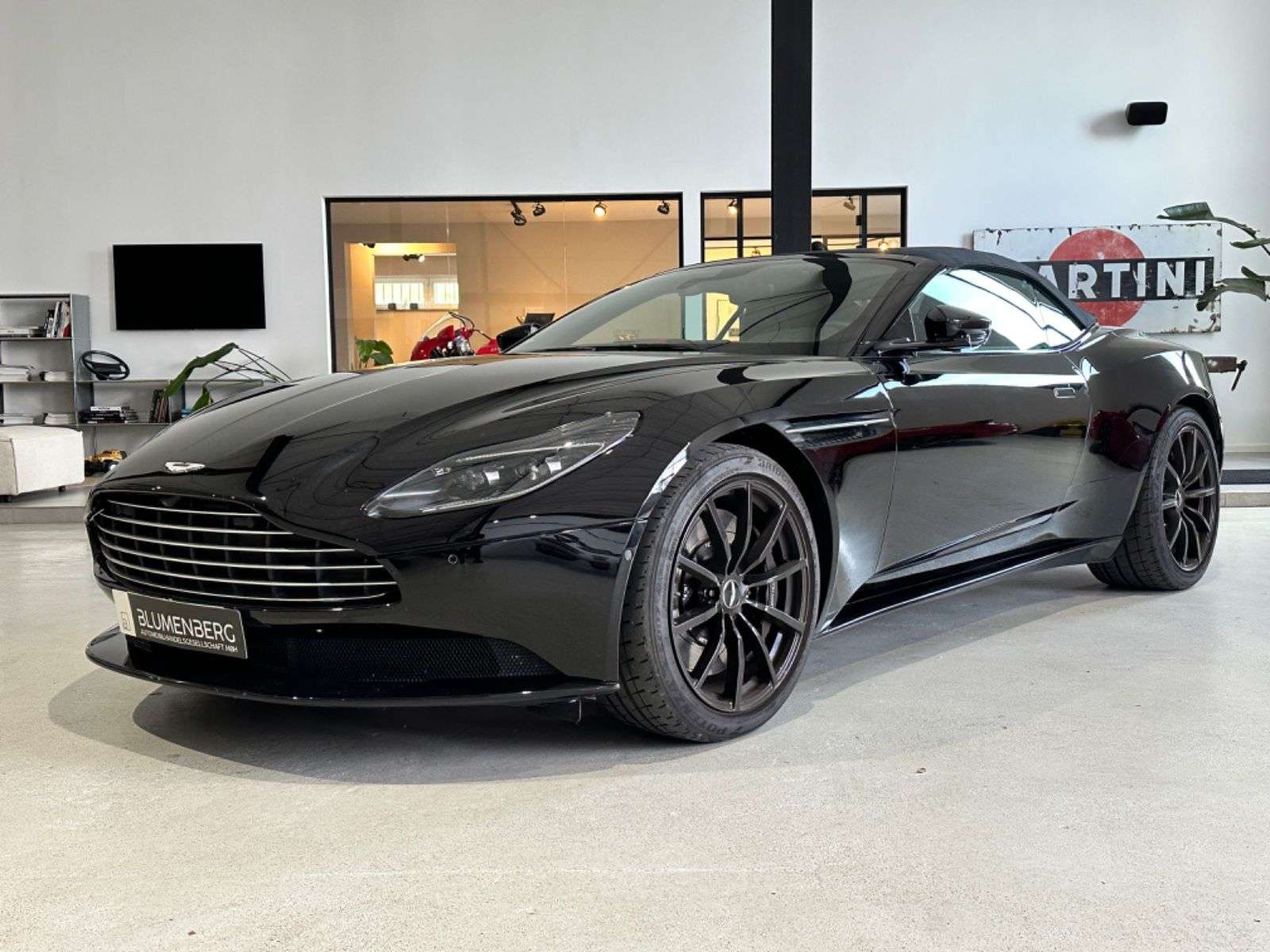 Second hand Aston Martin Db 11 4.0