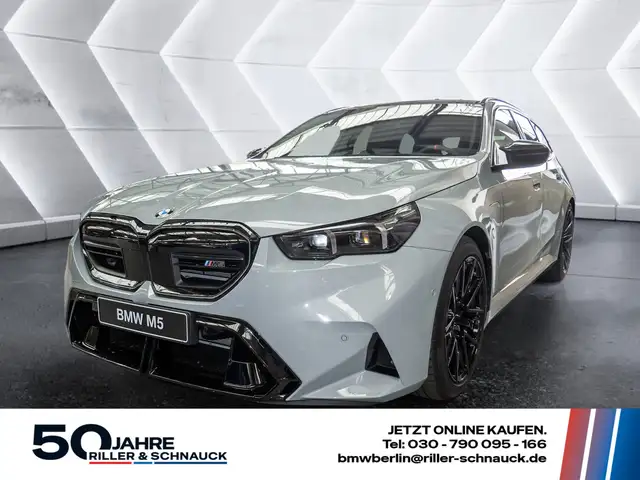 BMW M5 Touring B&W ACC SITZBELÜFTUNG PANO 360°