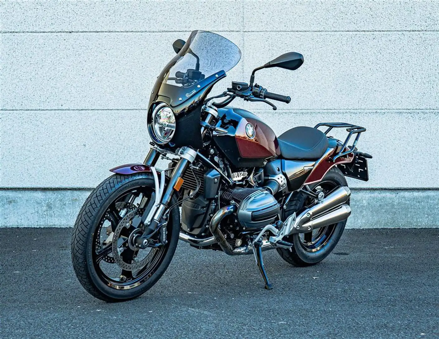 BMW R 12 0 Красный - 1