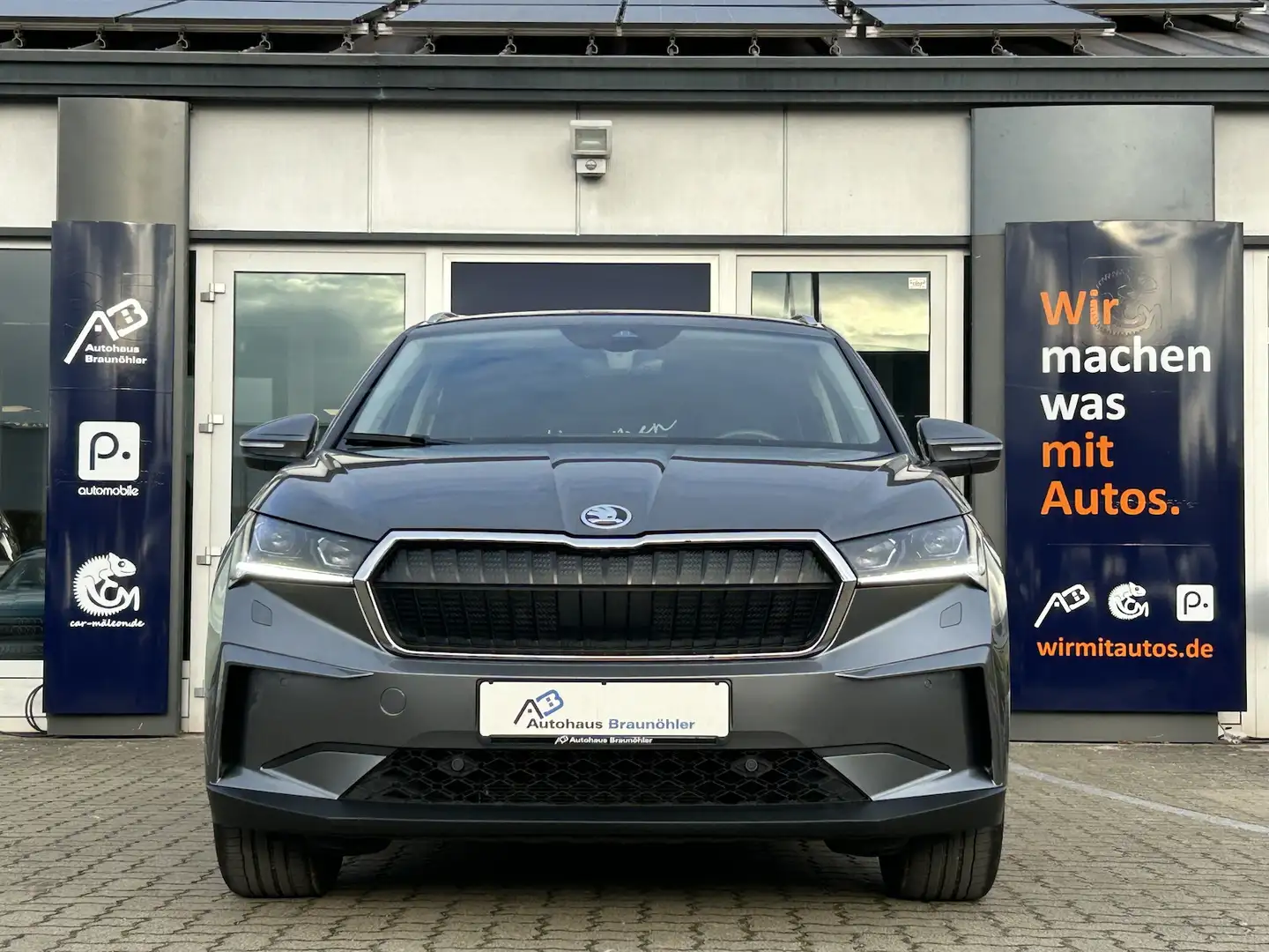 Skoda Enyaq 80 Lodge*AHK*360*Kessy*Matrix* Grau - 1