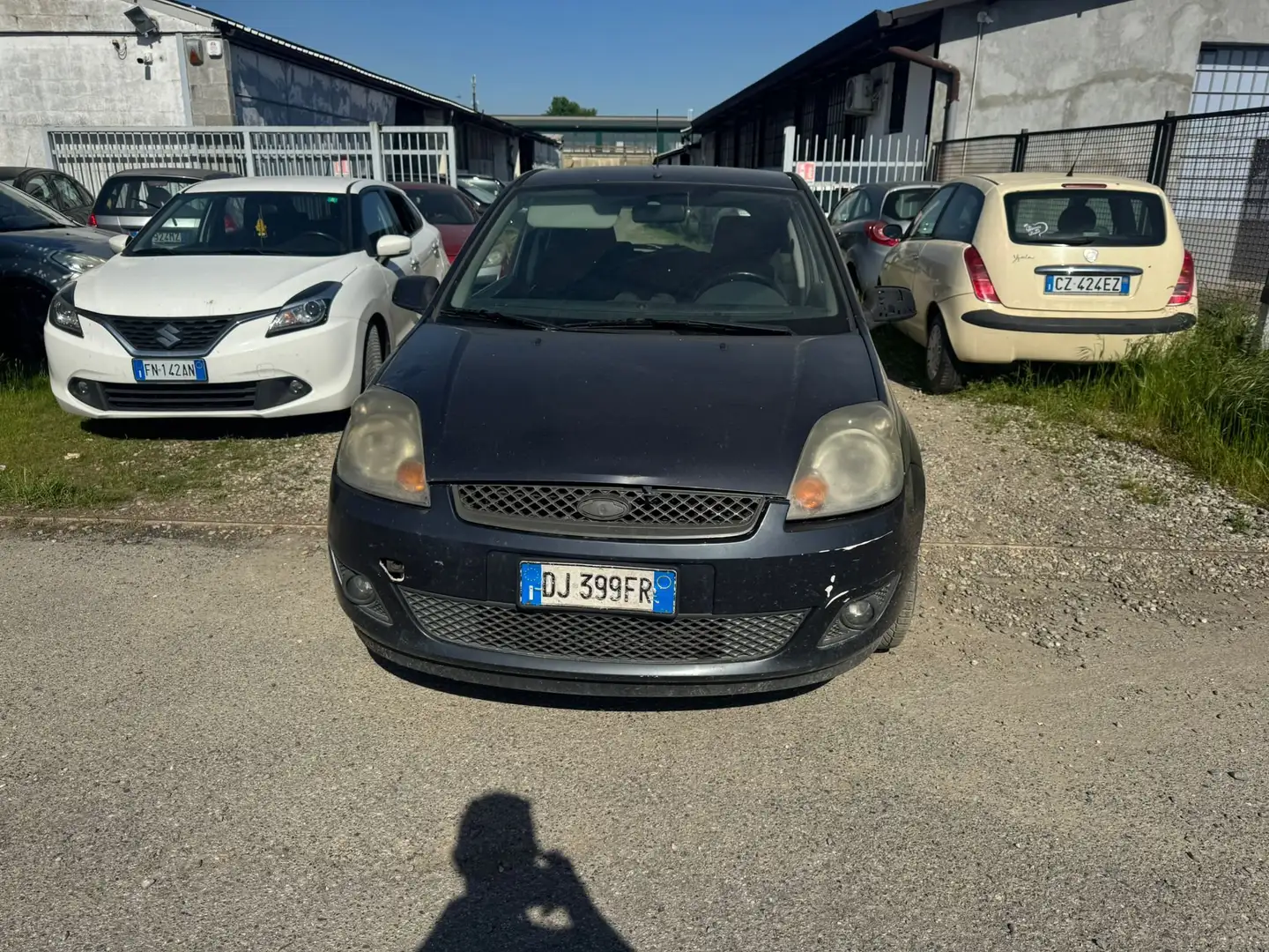 Ford Fiesta Fiesta 3p 1.6 tdci Ghia Fekete - 2