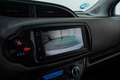 Toyota Yaris 100H 1.5 Feel! Blanc - thumbnail 30