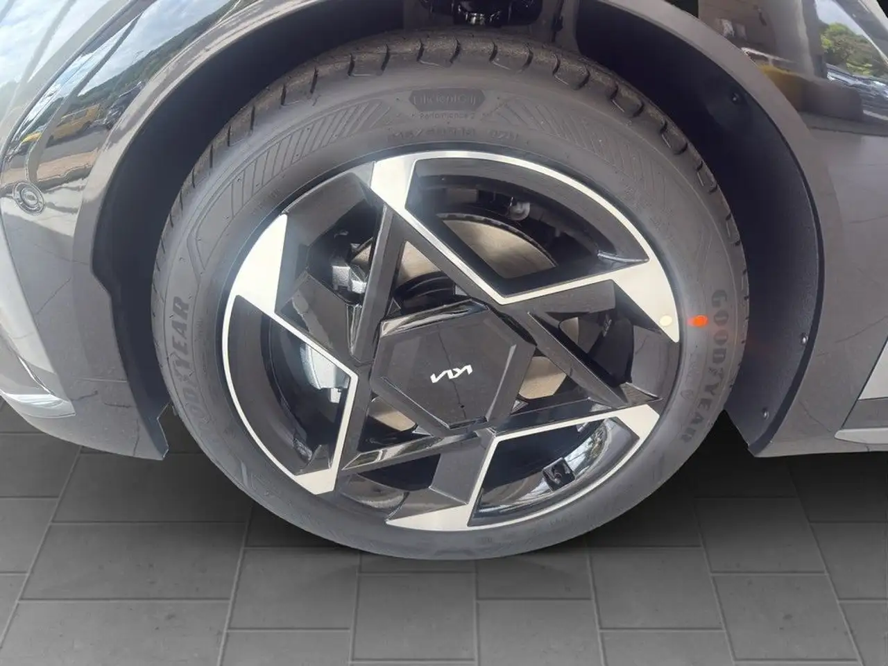 Kia EV4 Fastback 81 FWD GT-Line DWP COM CON GD 9