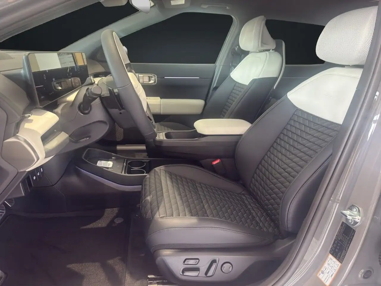 Kia EV4 Fastback 81 FWD GT-Line DWP COM CON GD 10