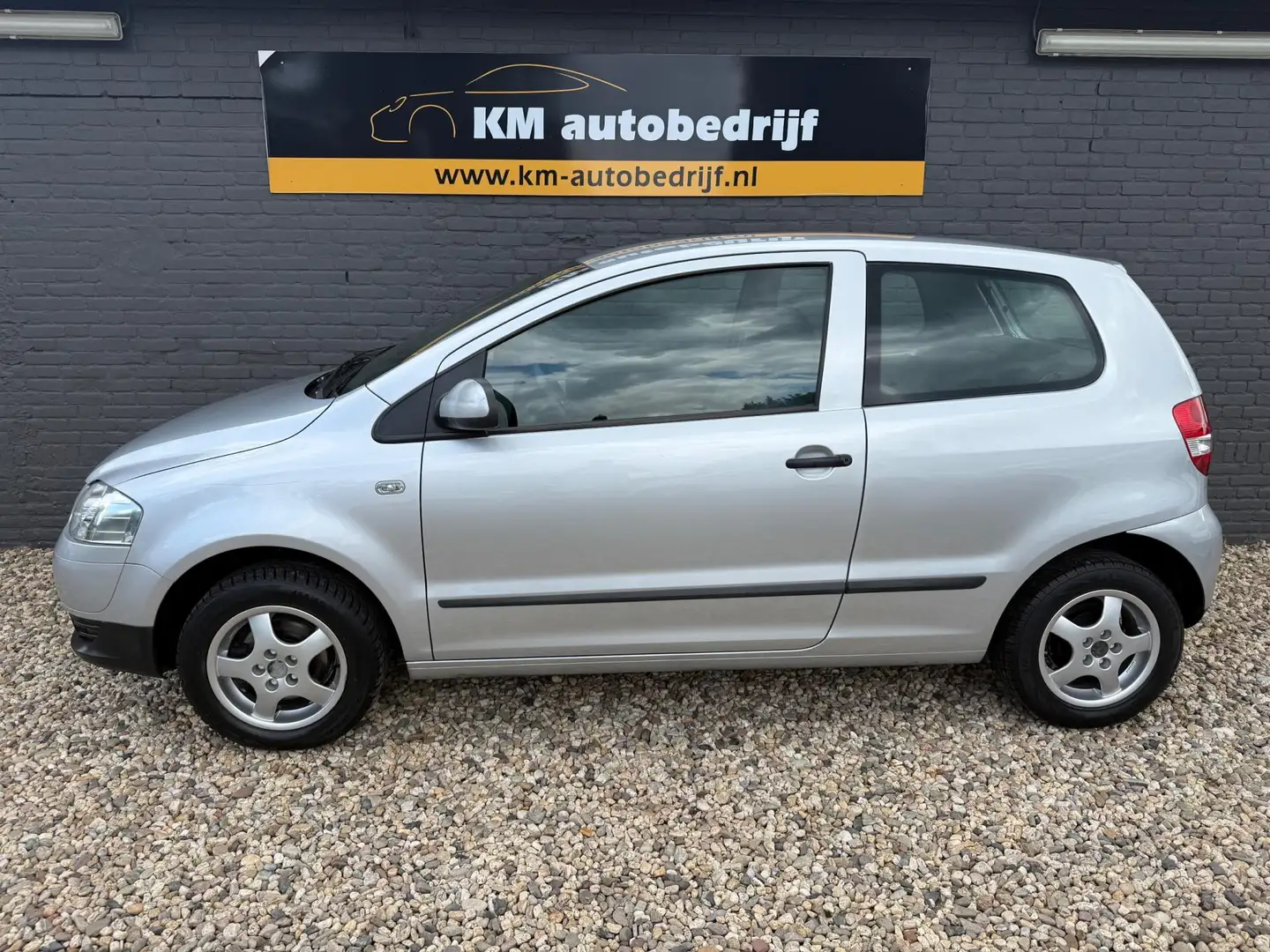 Volkswagen Fox 1.4 Trendline*Nieuwe Apk* Grijs - 2