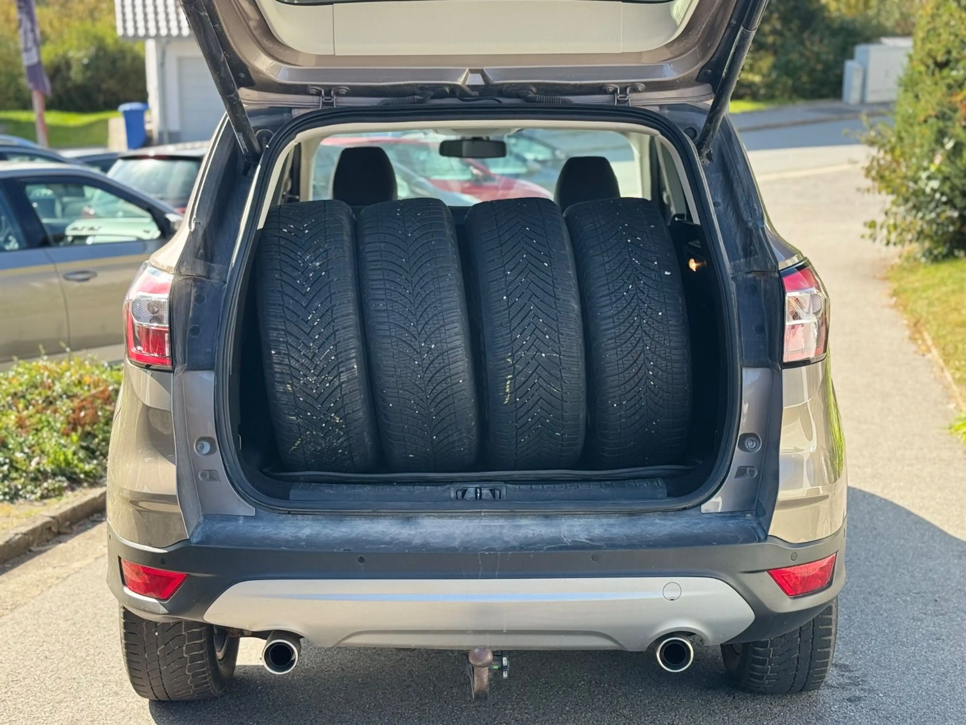 Ford Kuga Titanium 4x4 AHK NAVI Kamera — photo 10