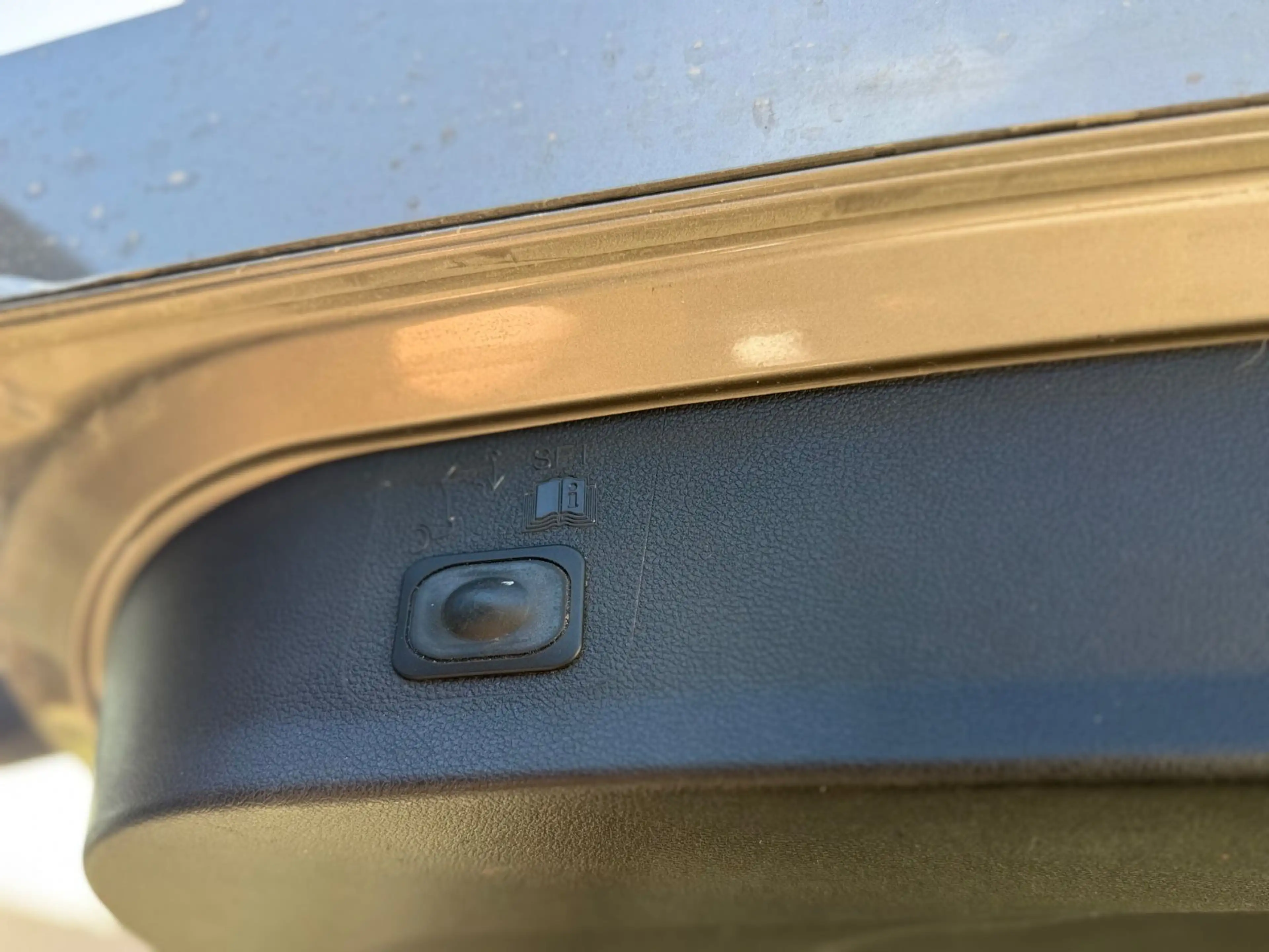 Ford Kuga Titanium 4x4 AHK NAVI Kamera — photo 12