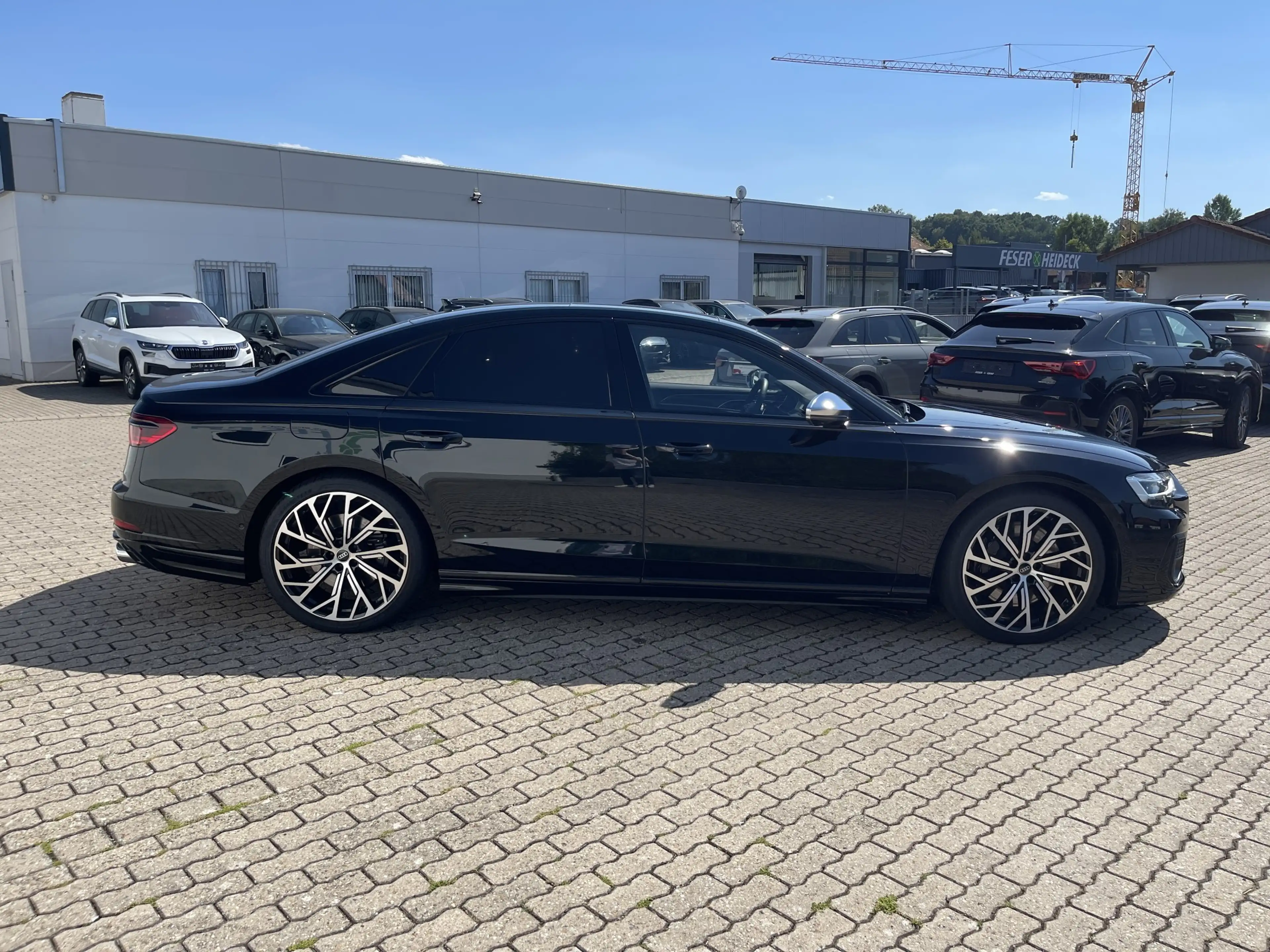Audi S8 4.0 TFSI qu. tiptr. 360° ACC B&O dig. MATRIX HuD P — photo 5