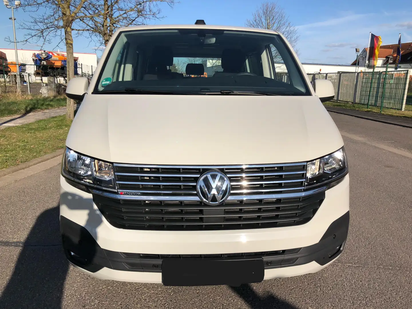 Volkswagen T6.1 Caravelle Transporter T6 TDI BMT 4MOTION DSG 4MOTION Kurz Beige - 1